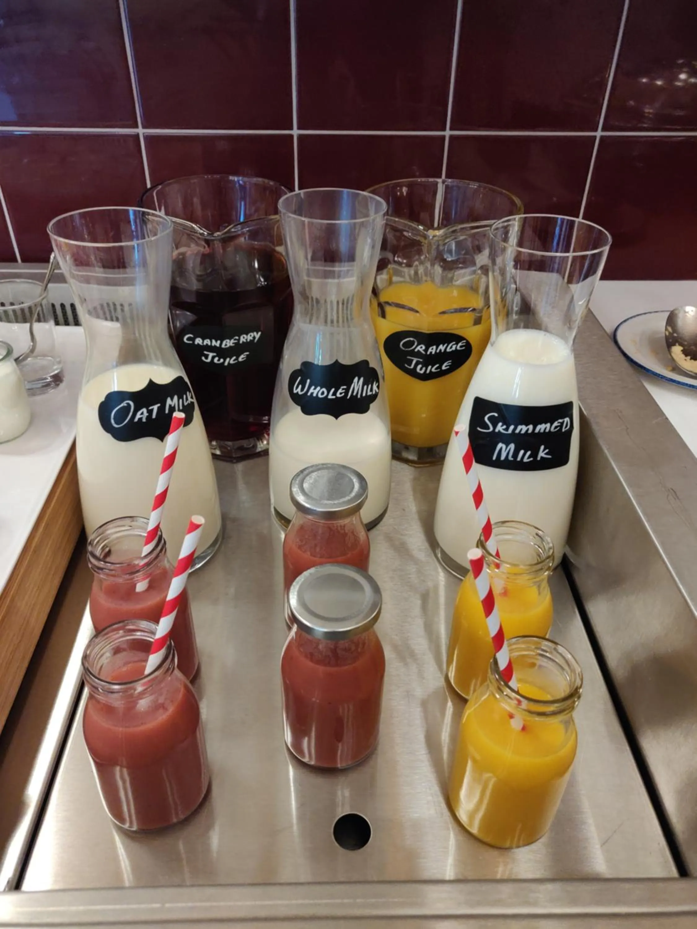 Breakfast in Rokeby Manor