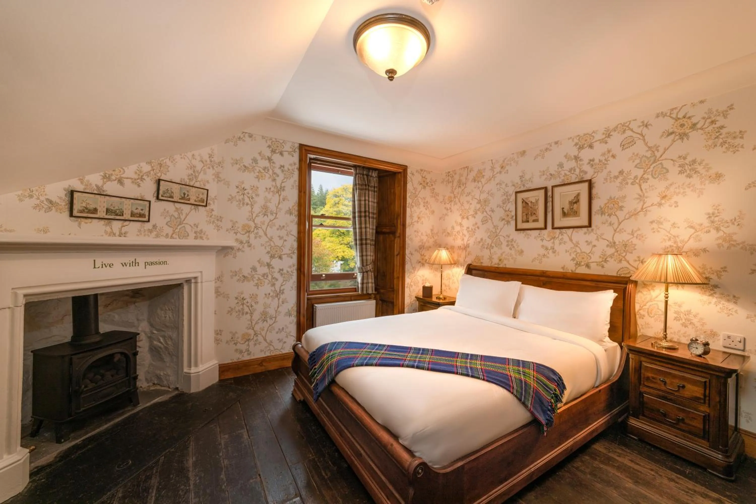 Bed in Rokeby Manor