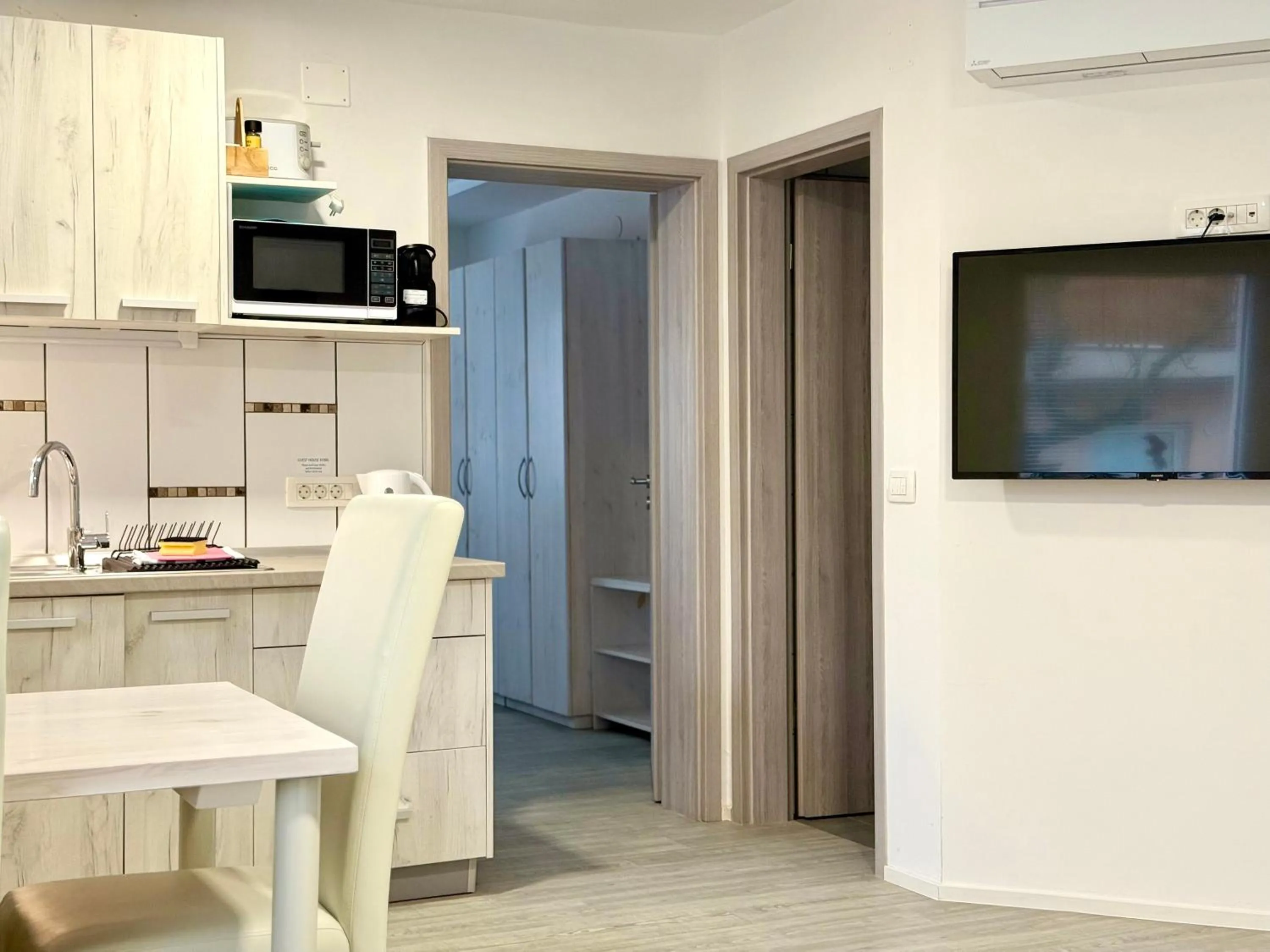 Kitchen or kitchenette in Guest house Kobal