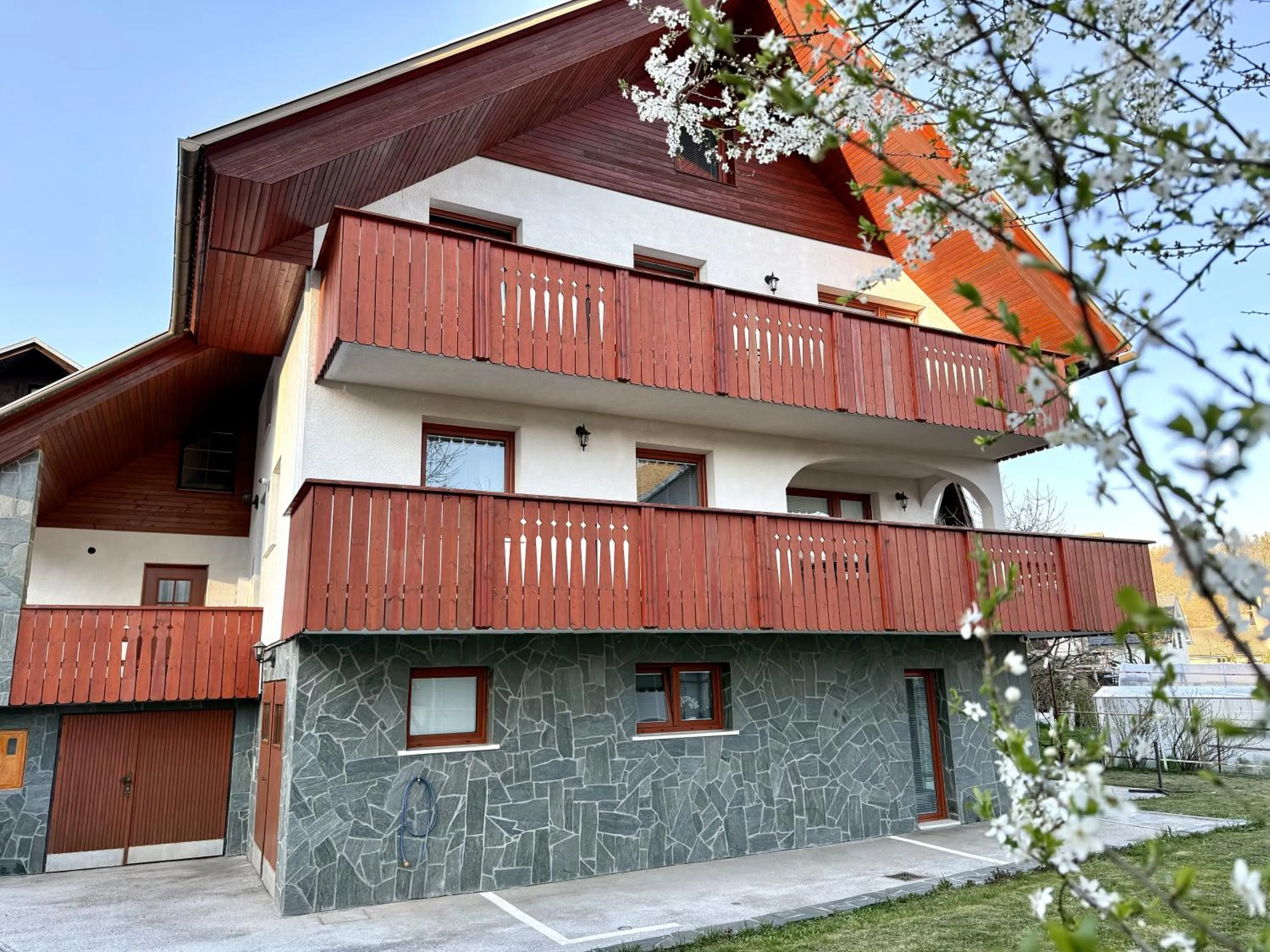 Property building in Guest house Kobal