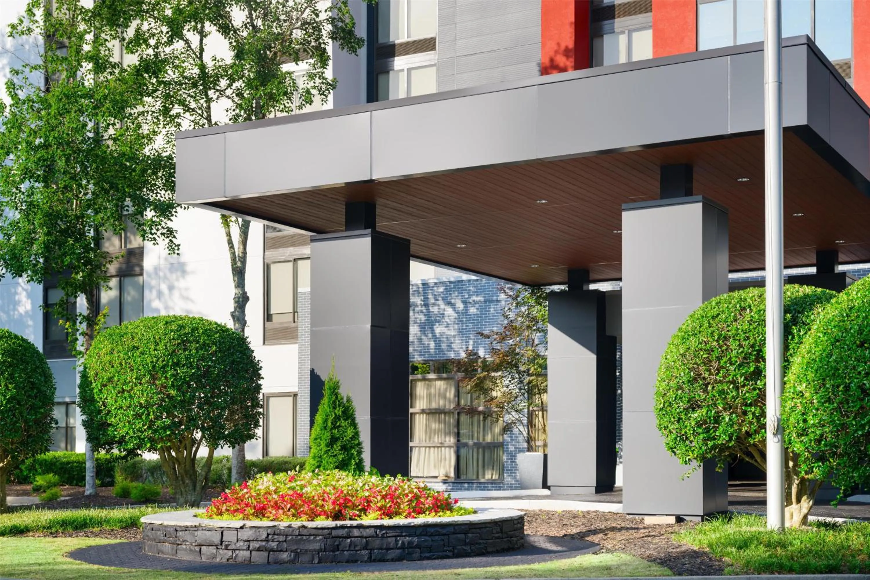 Property building in Hyatt Place Roanoke Airport / Valley View Mall