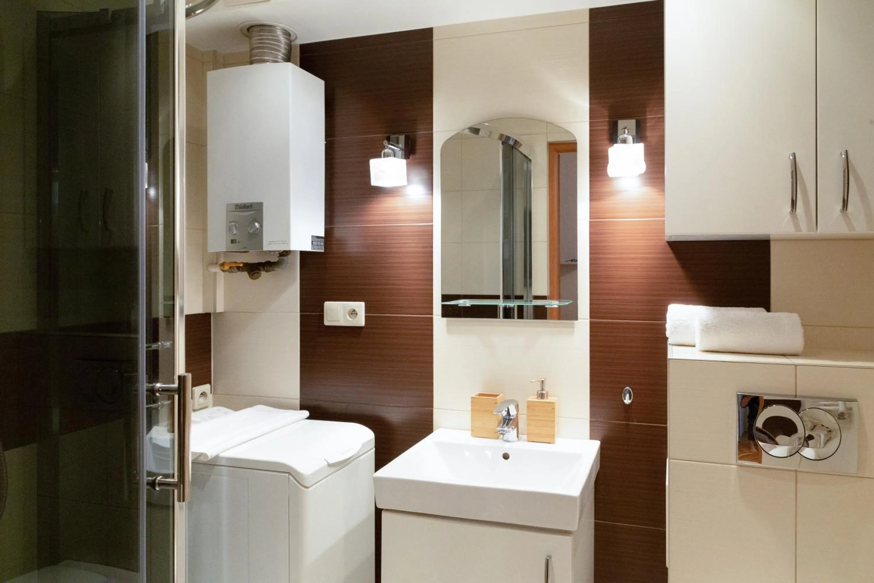 Bathroom in Traditional Apartment Starowiślna street