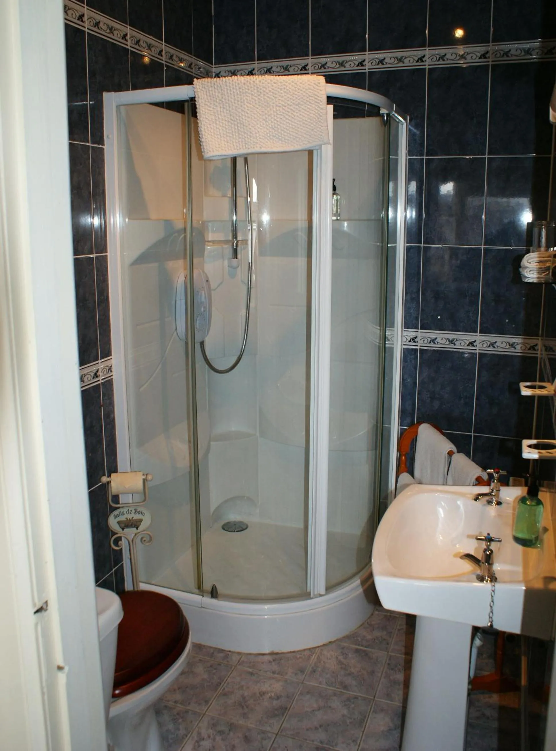 Bathroom in Ardmeanach