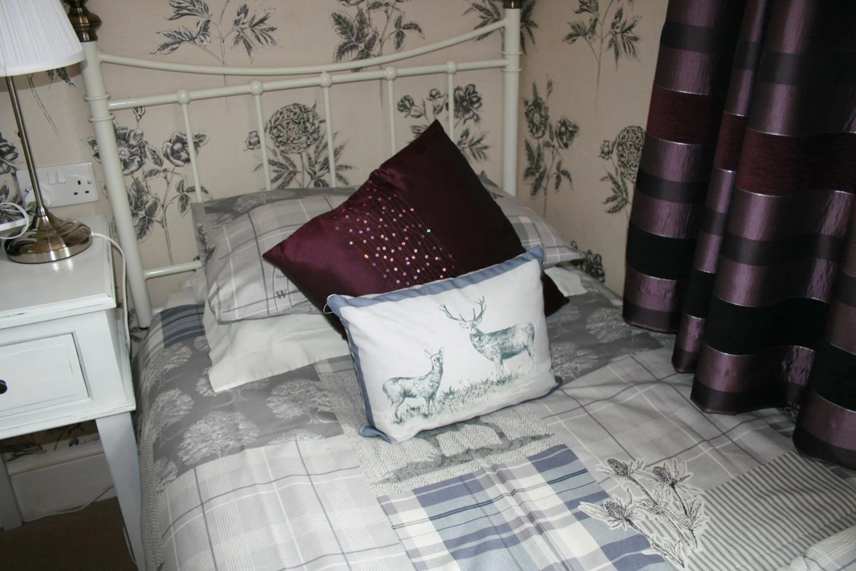 Decorative detail, Bed in Ardmeanach