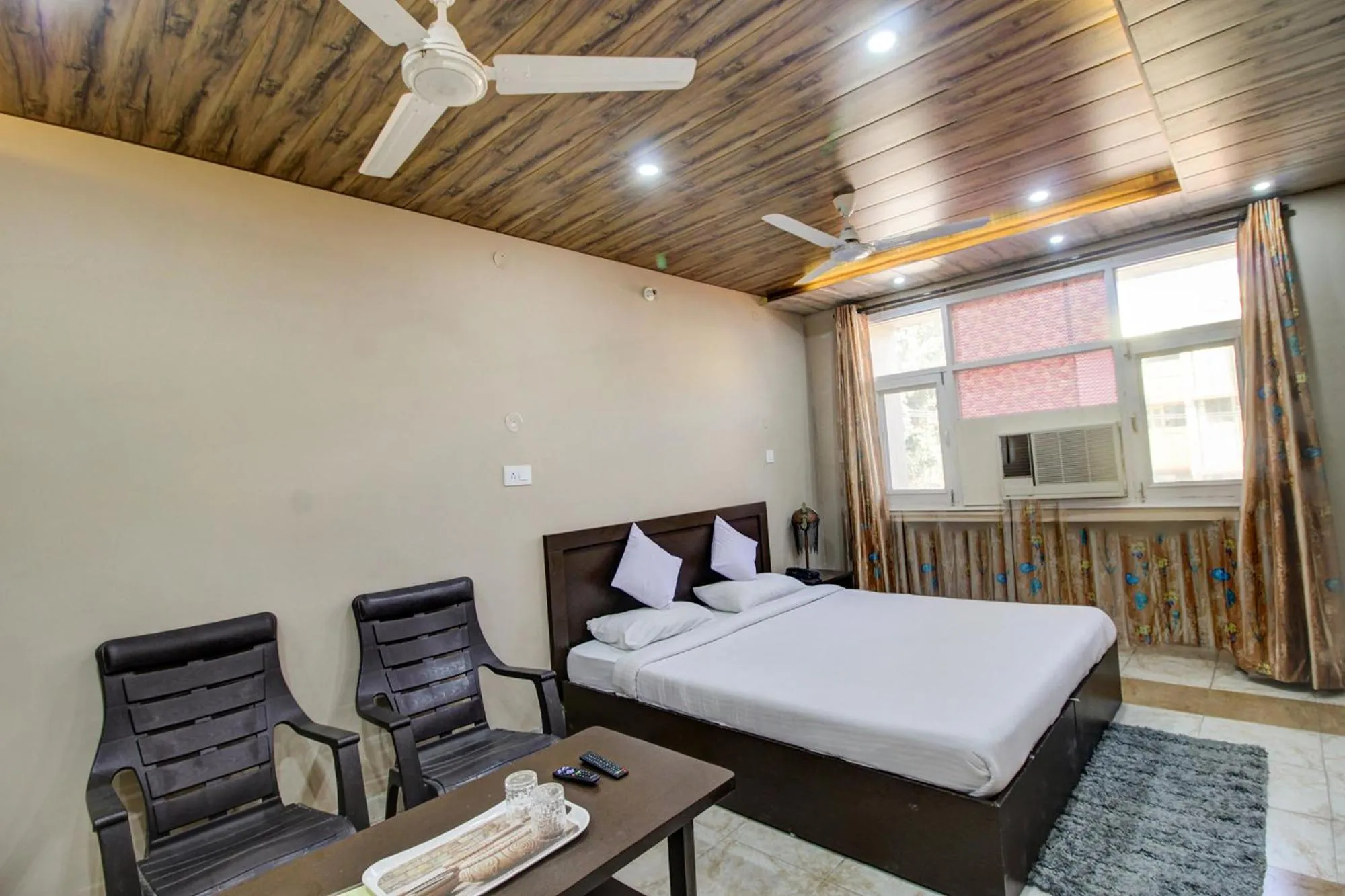 Hotel Pinjore Holiday Home