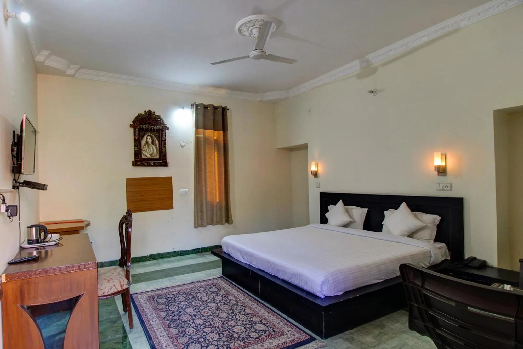 Hotel Pinjore Holiday Home