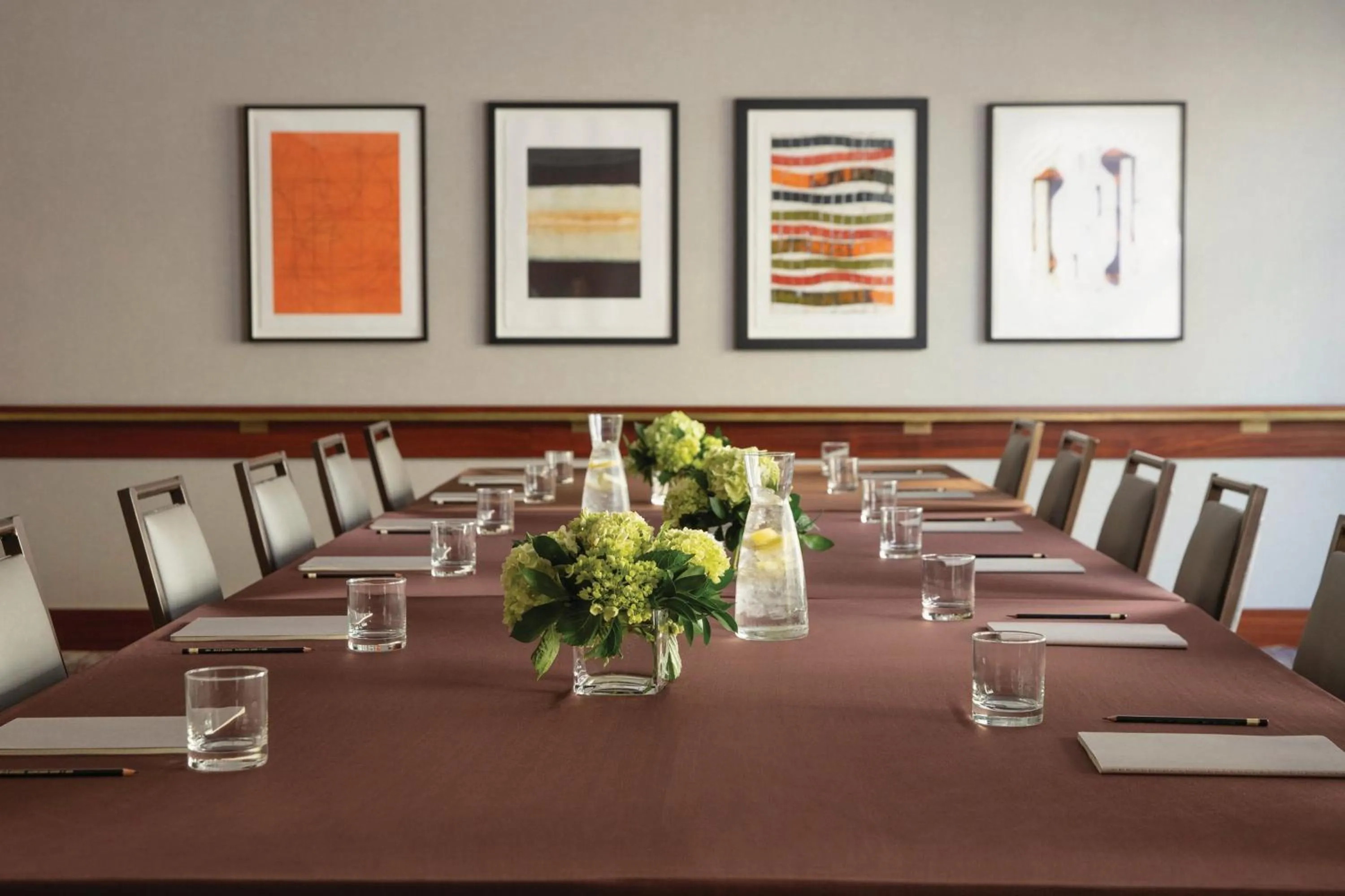 Meeting/conference room in Alma San Diego Downtown, a Tribute Portfolio Hotel