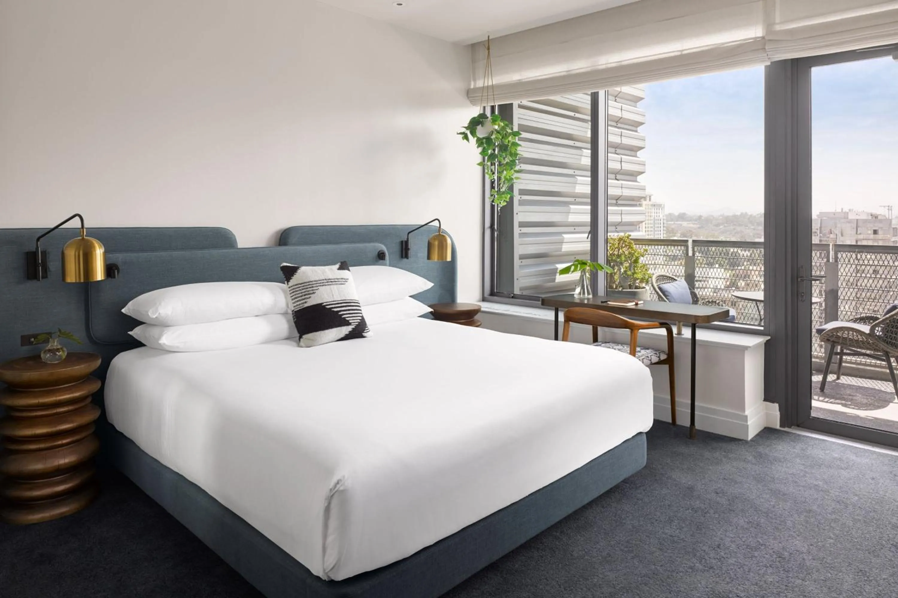 Photo of the whole room, Bed in Alma San Diego Downtown, a Tribute Portfolio Hotel