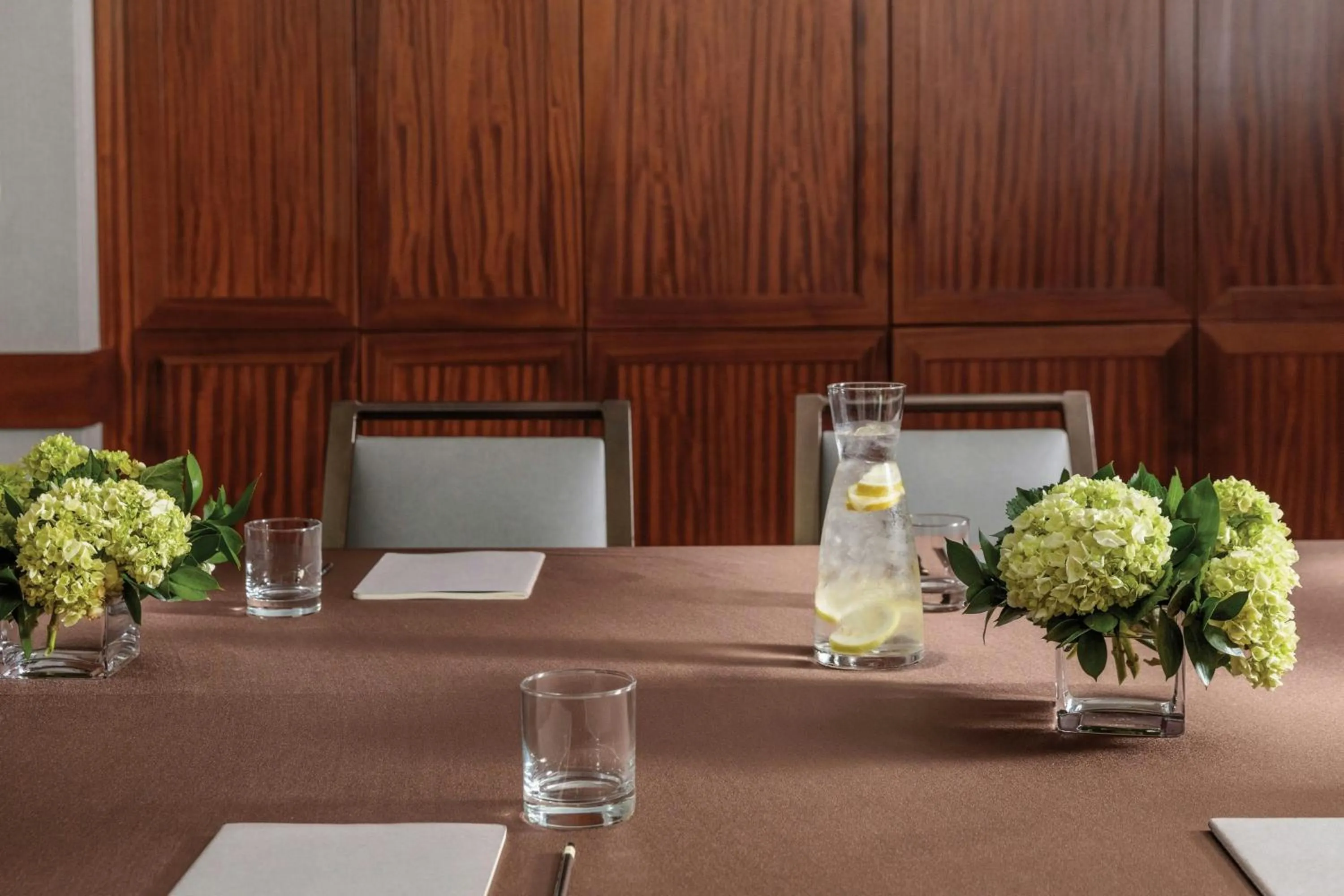 Meeting/conference room in Alma San Diego Downtown, a Tribute Portfolio Hotel