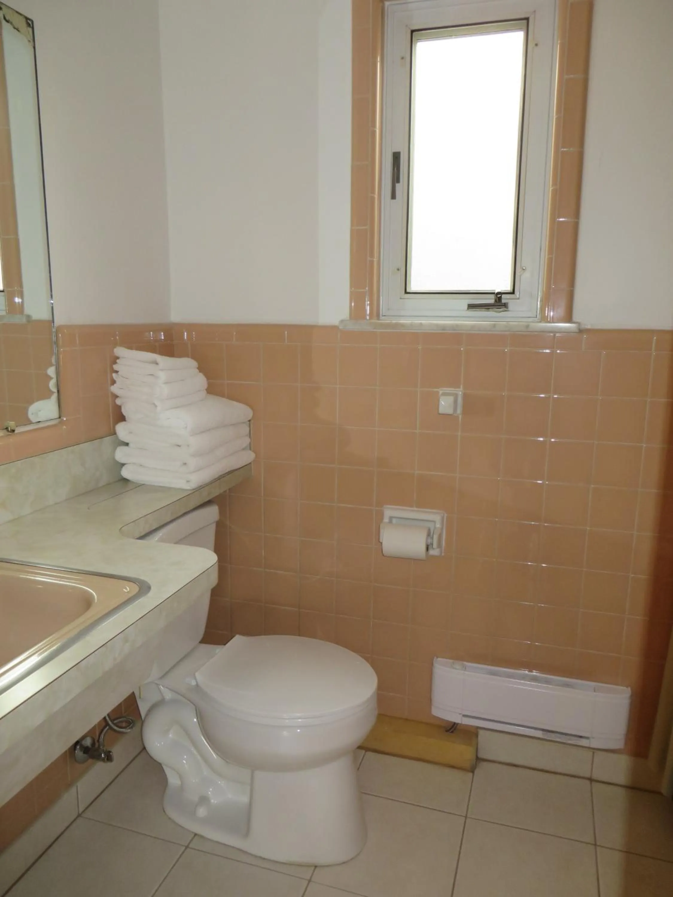 Bathroom in iCheck Inn Motel