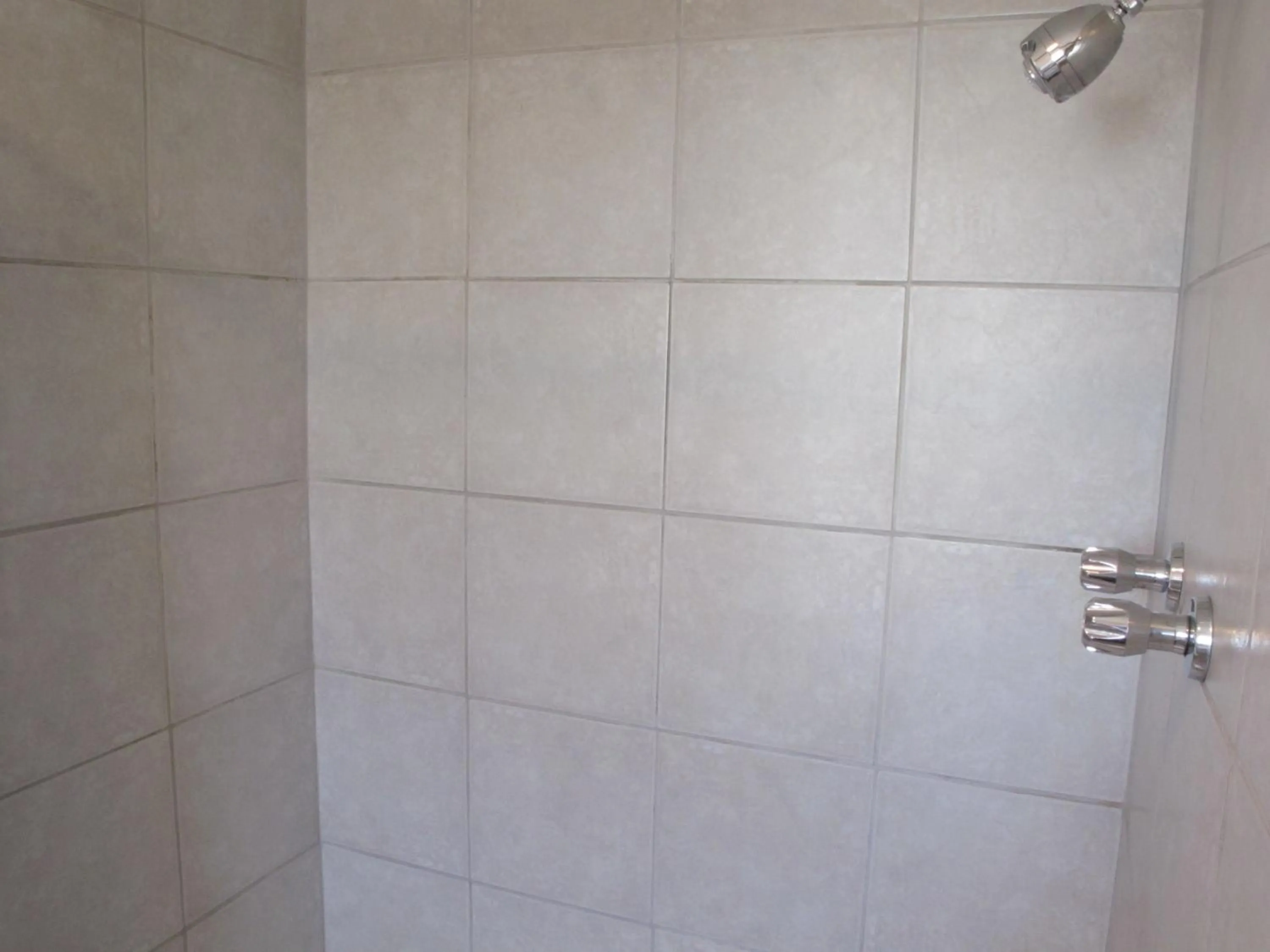 Bathroom in iCheck Inn Motel