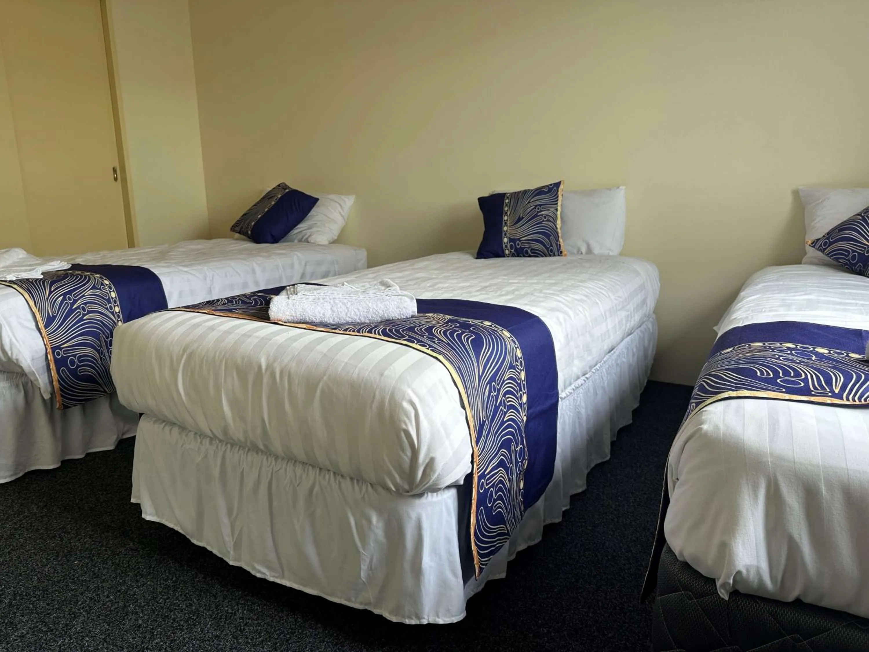 Bedroom, Bed in Otorohanga Kiwi Holiday Park