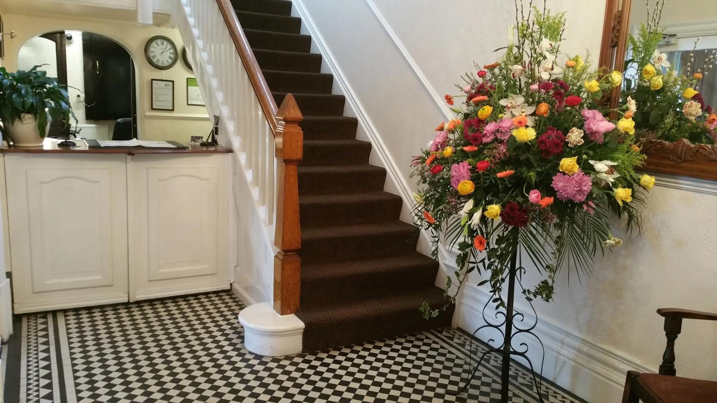 Lobby or reception in The Carre Arms Hotel & Restaurant