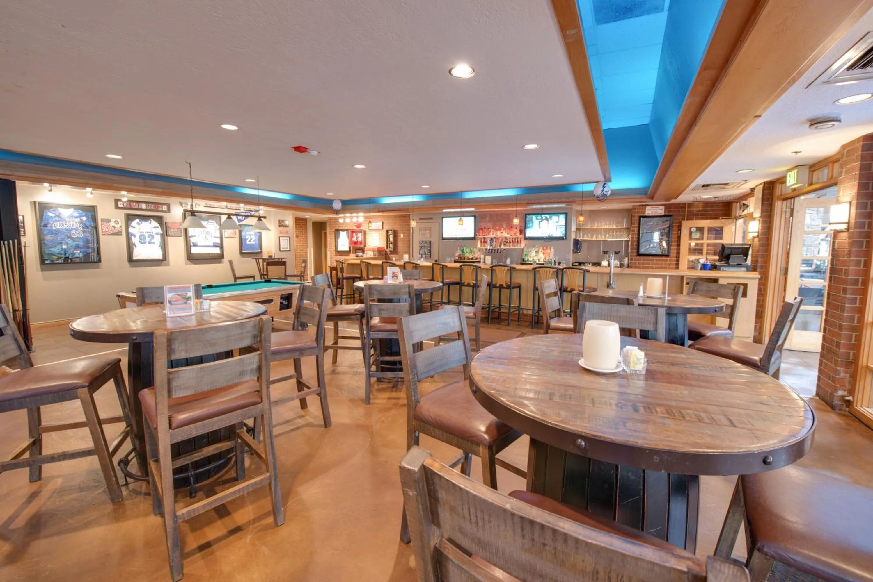 Food and drinks in The Academy Hotel Colorado Springs