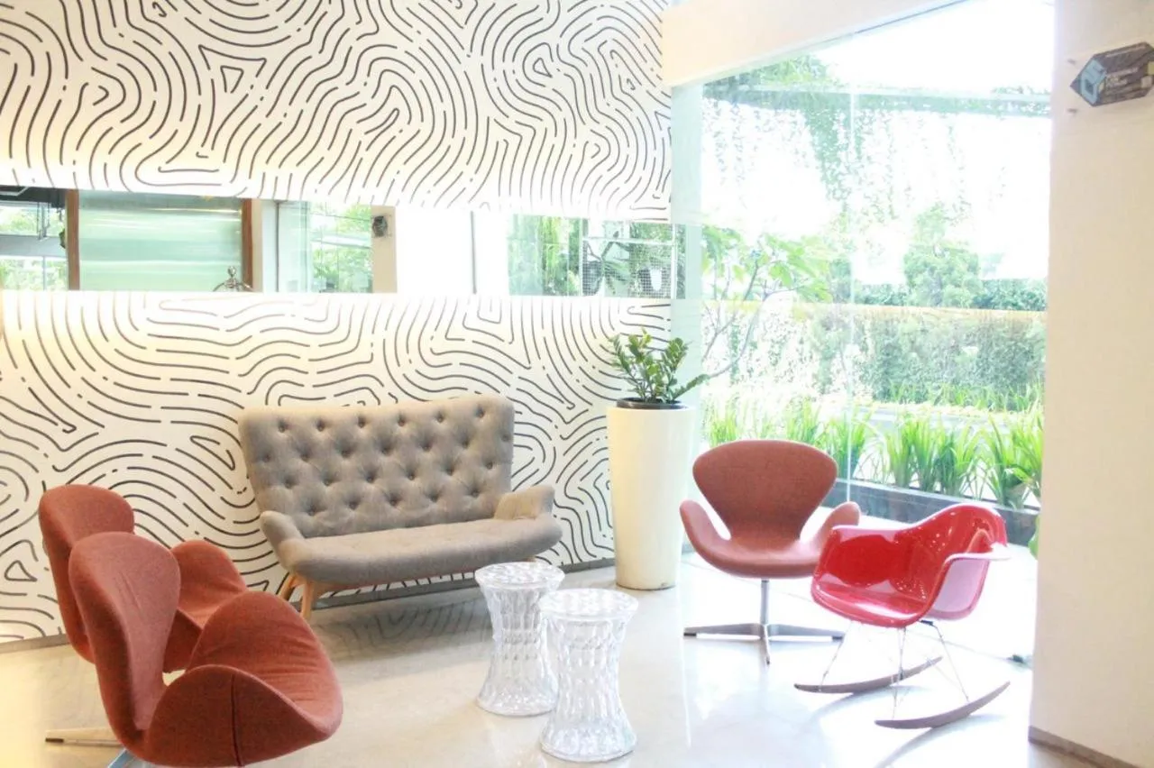 Lobby or reception in Zuri Express Lippo Cikarang