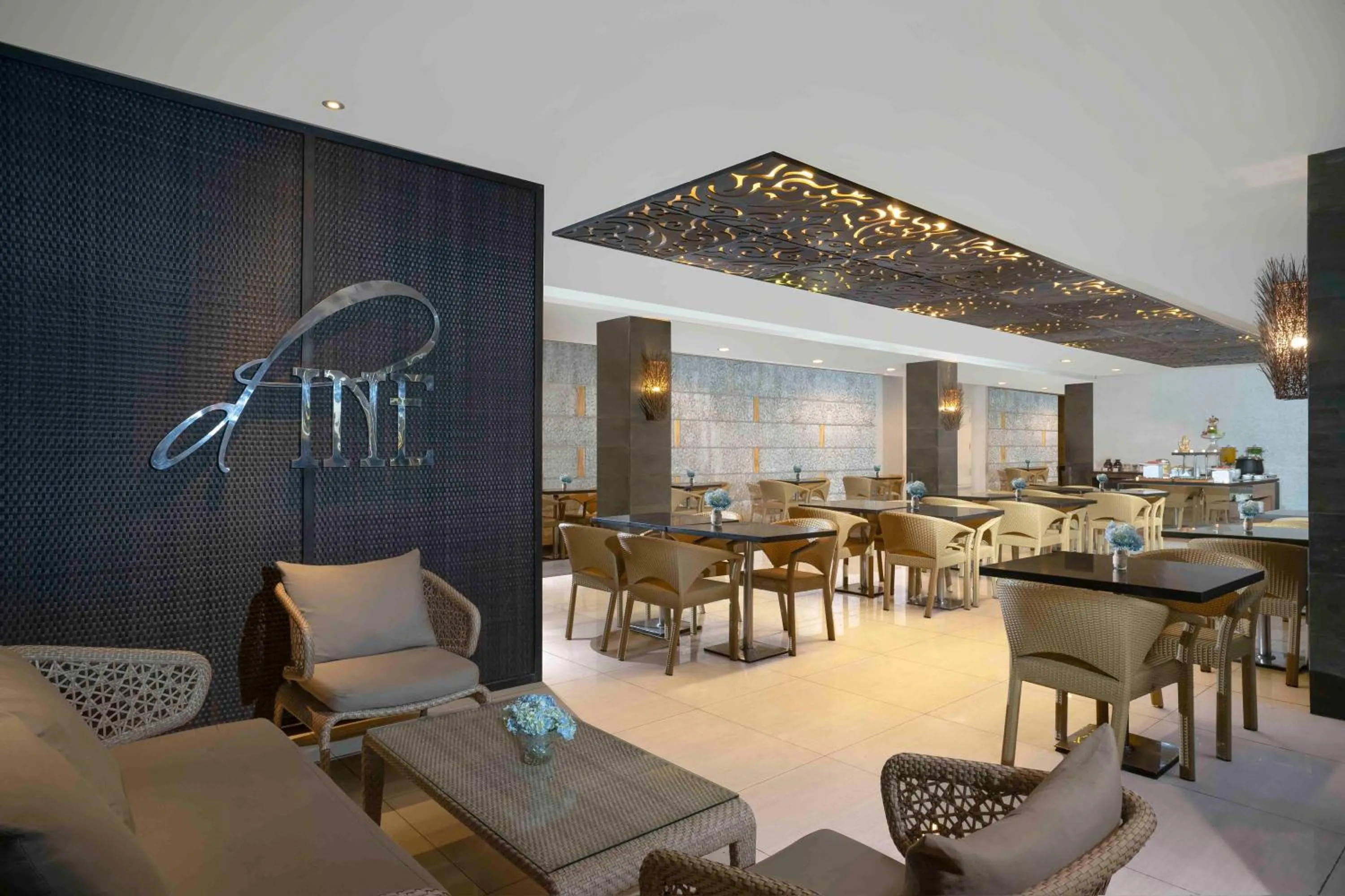 Restaurant/places to eat in Solaris Hotel Kuta