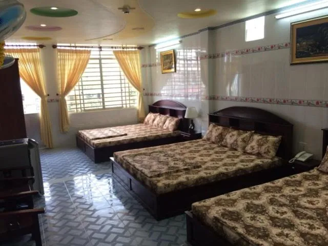 Bed in Huynh Lac Can Tho Hotel