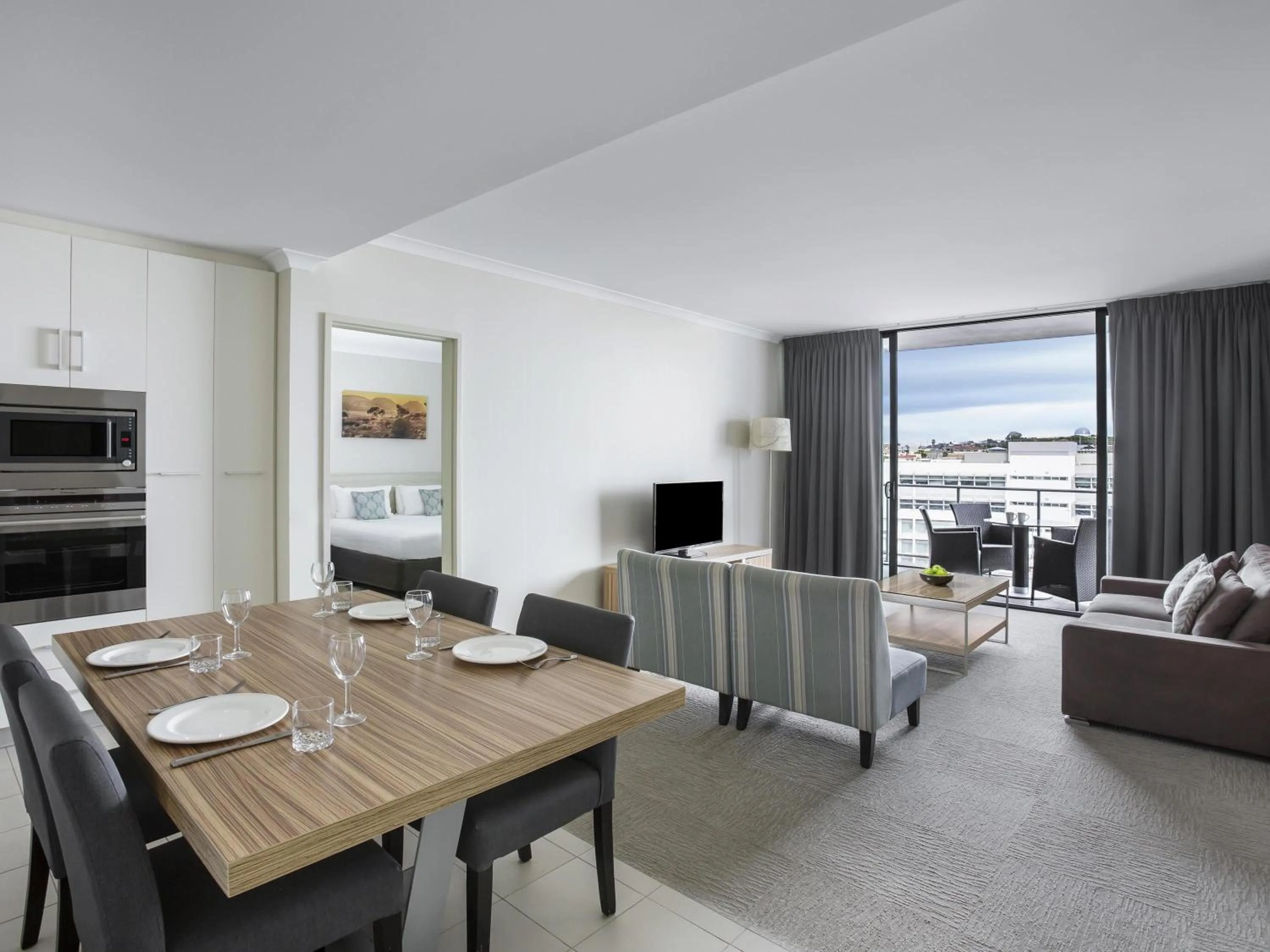 Bedroom in Mantra Geraldton