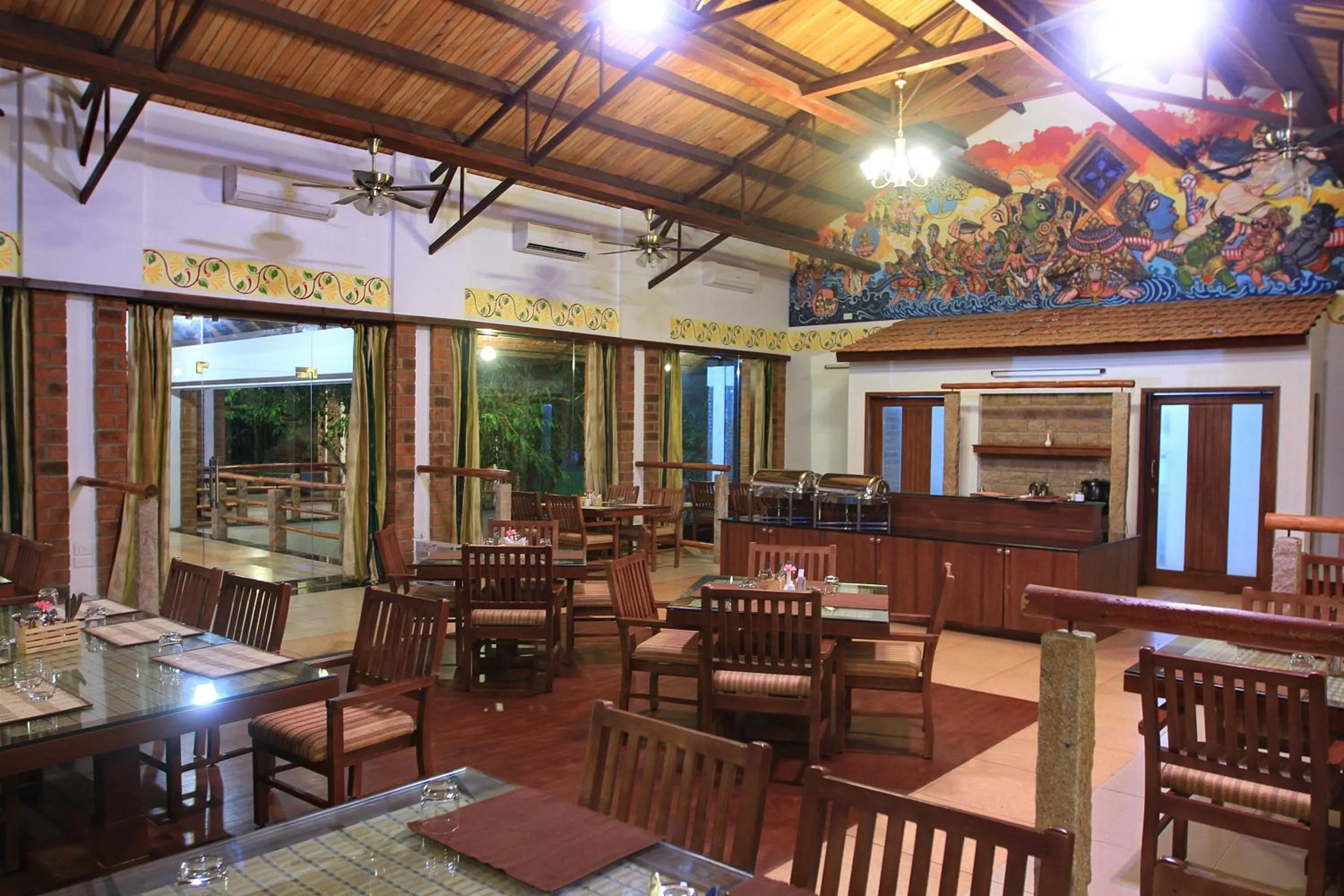 Restaurant/places to eat in Kadambavanam Ethnic Village Resort