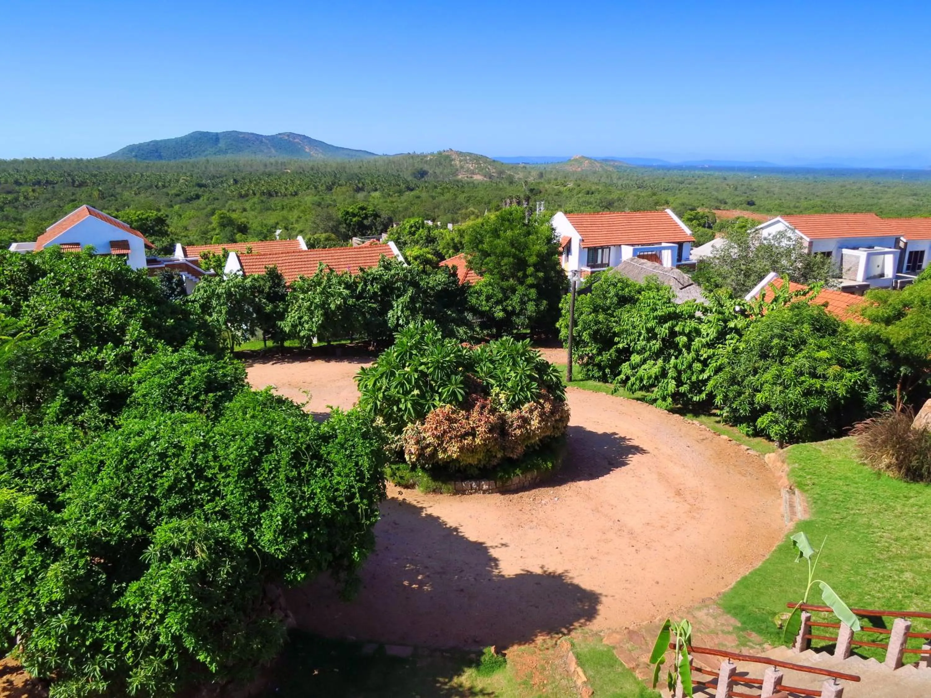 Garden in Kadambavanam Ethnic Village Resort