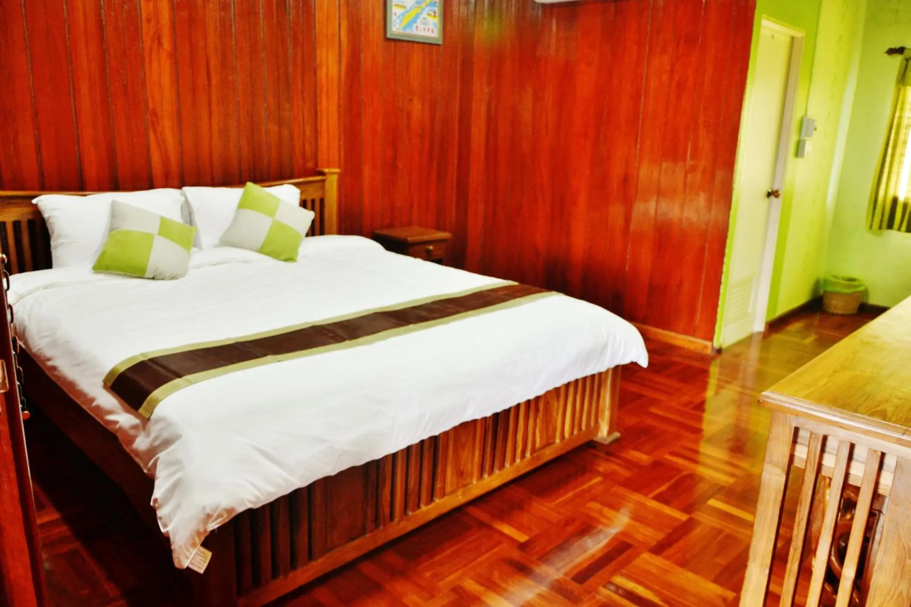 Deluxe Double or Twin Room in Suandarbporn Resort Mae Sot Deluxe Double or Twin Room in Suandarbporn Resort Mae Sot