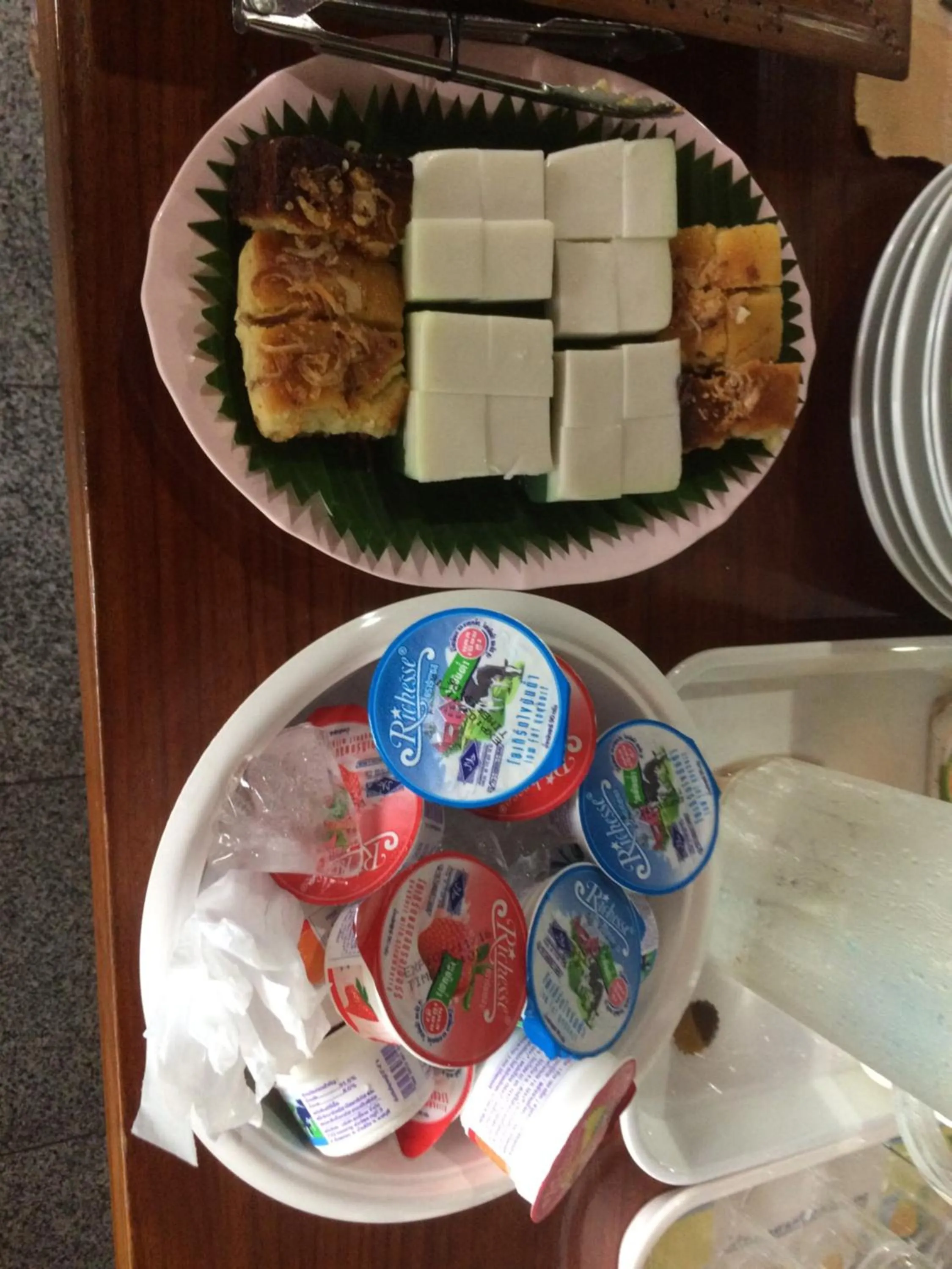 Continental breakfast in Suandarbporn Resort Mae Sot