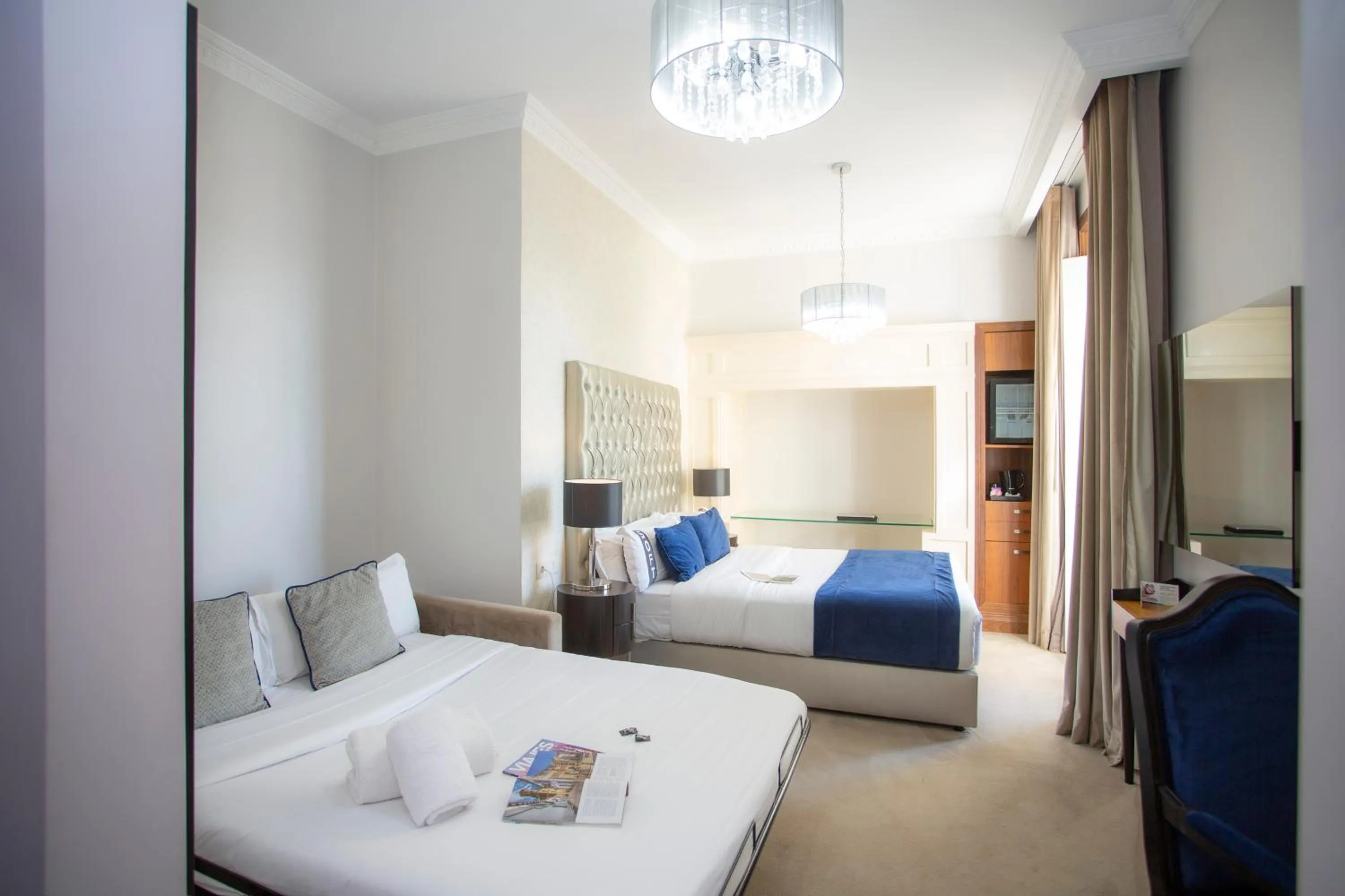 Photo of the whole room, Bed in Casual Belle Epoque Lisboa