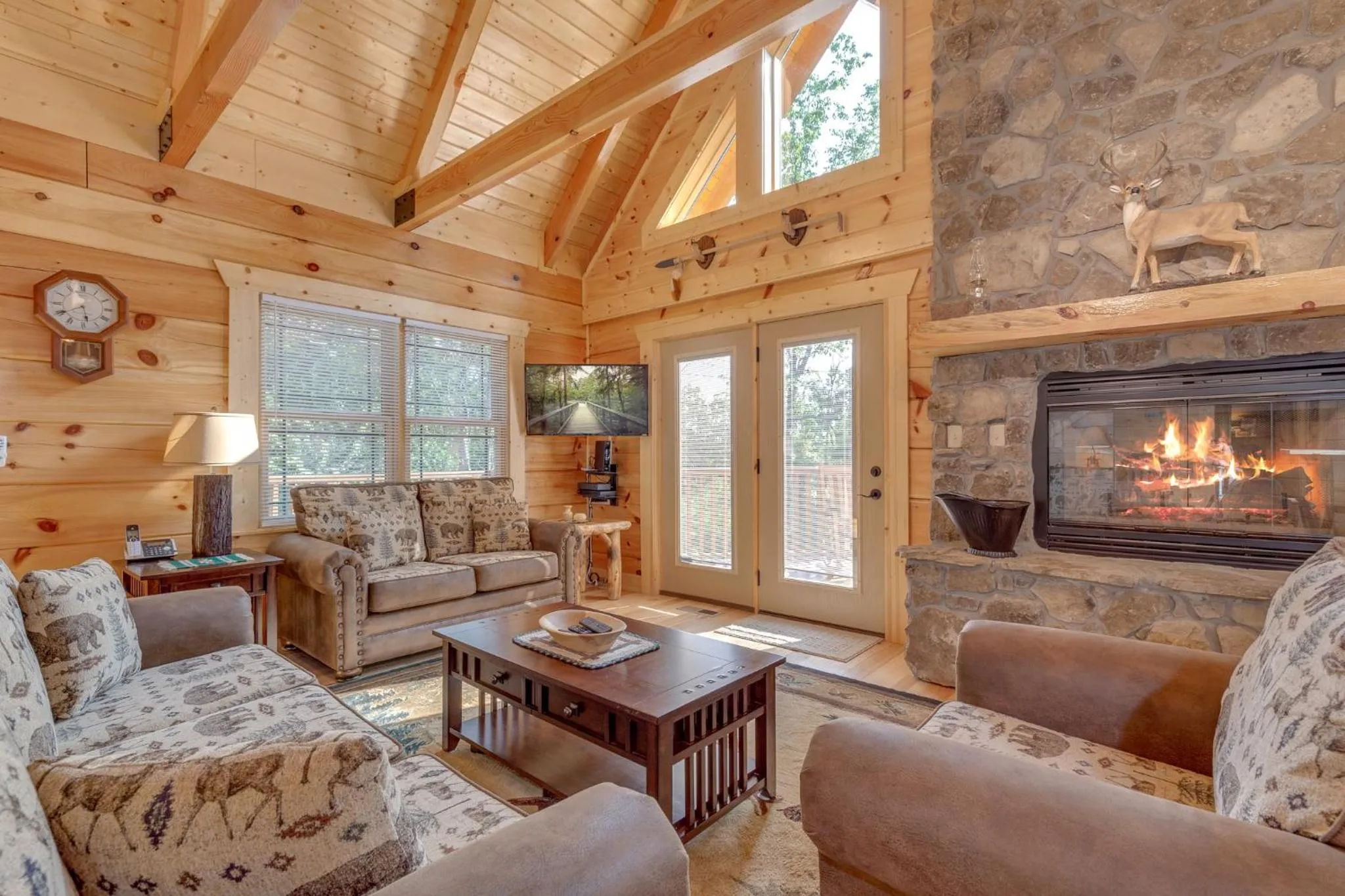 Property building in Lone Wolf Lodge