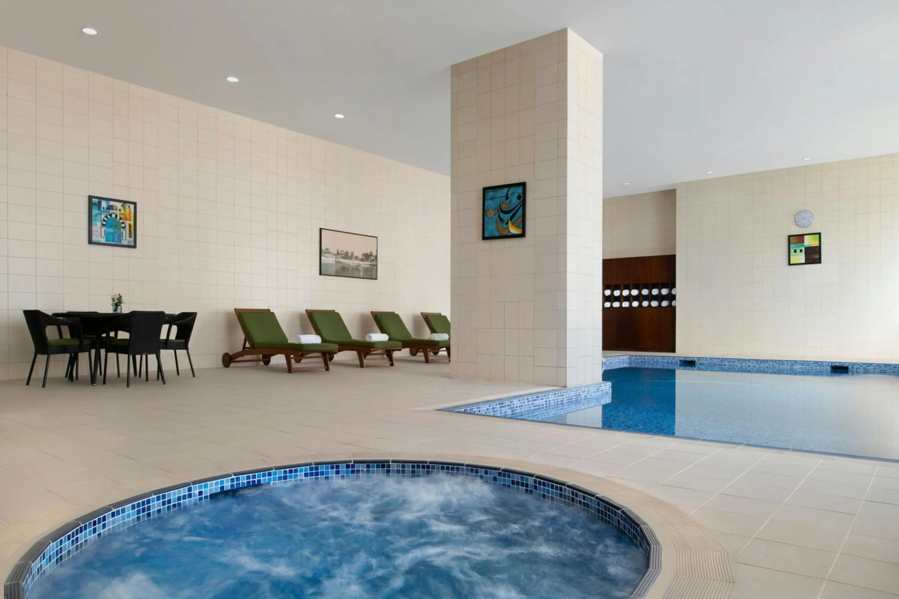 Swimming pool in Marriott Executive Apartments City Center Doha