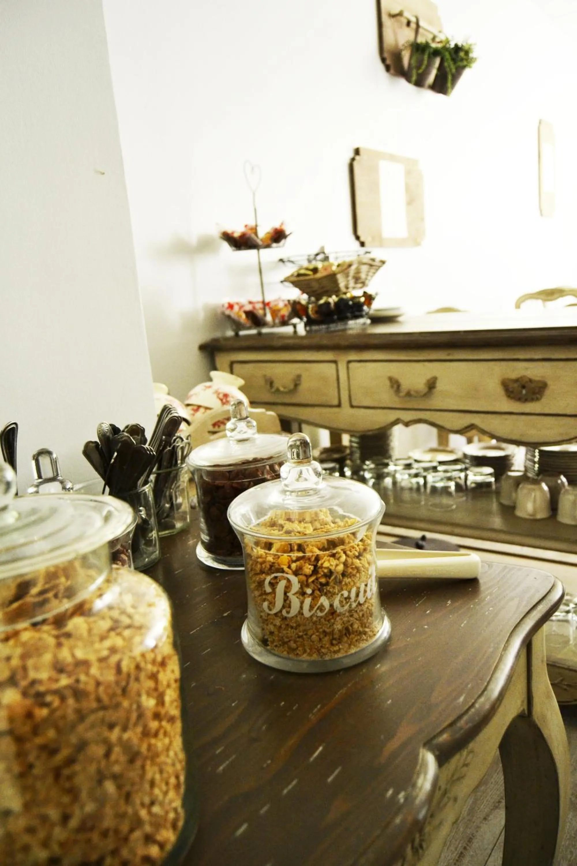 Dining area in The Originals Boutique, Hôtel Les Poèmes de Chartres