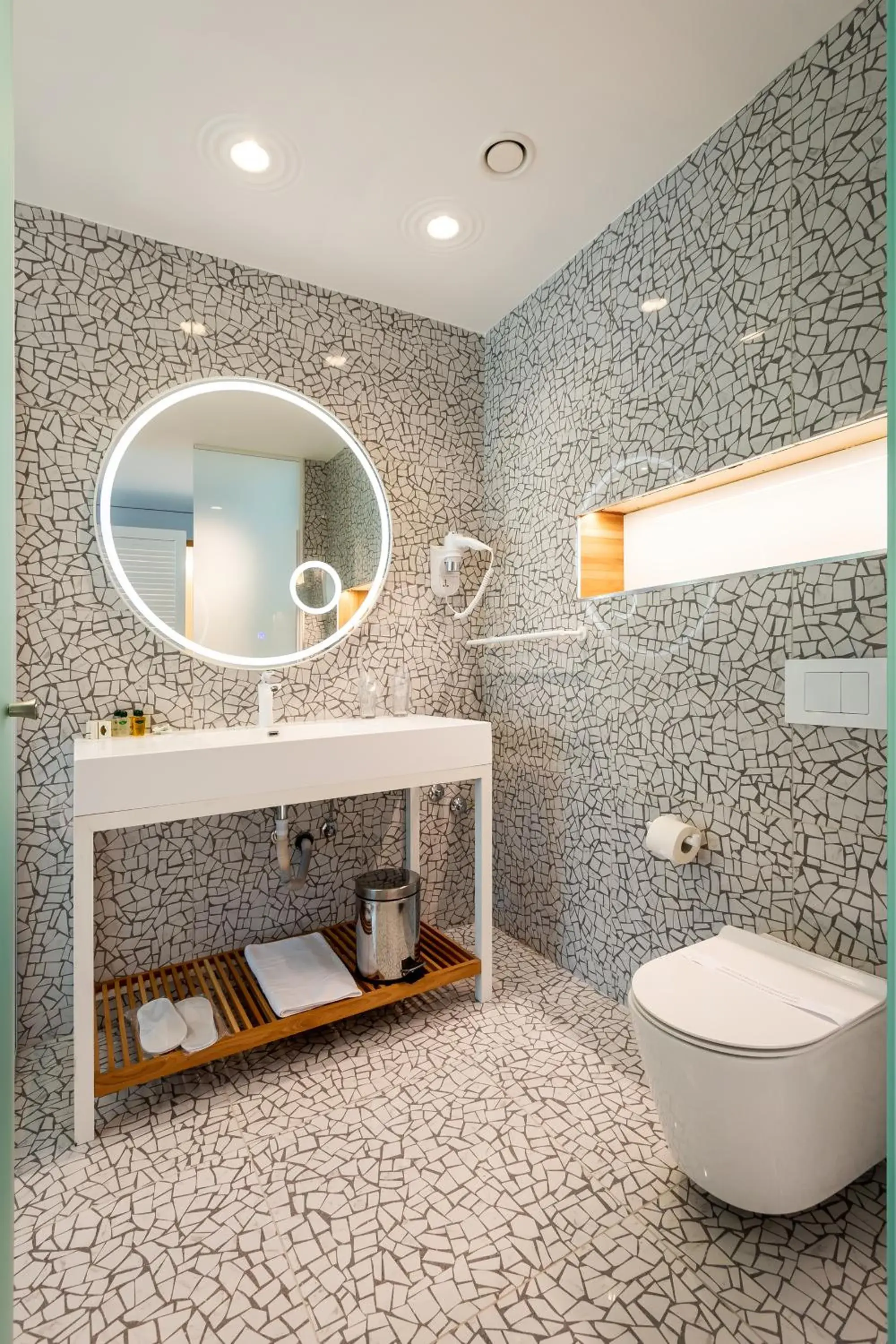 Deluxe Double Room with Balcony and Sea View in Carine Hotel Kumbor Superior Deluxe Double Room with Balcony and Sea View in Carine Hotel Kumbor Superior