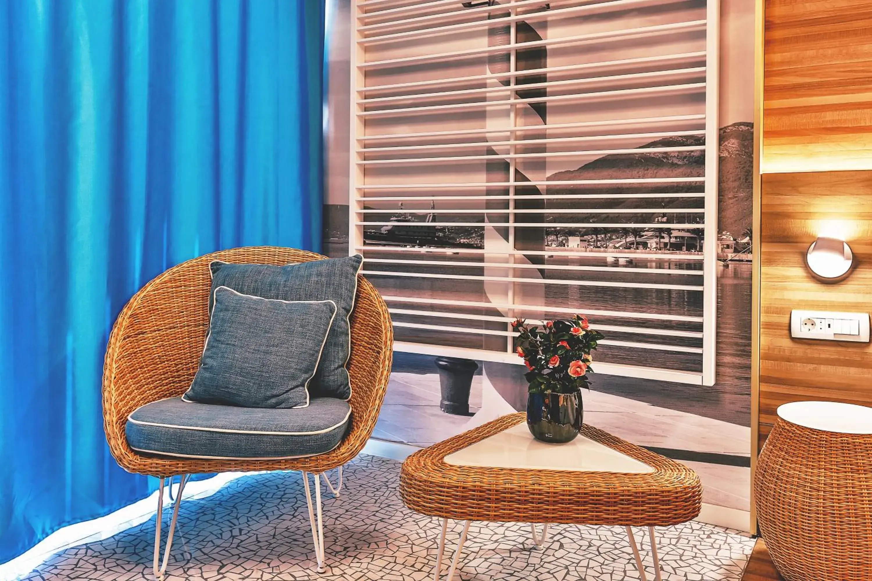 Double Priority Location Room with Sea View in Carine Hotel Kumbor Superior Double Priority Location Room with Sea View in Carine Hotel Kumbor Superior