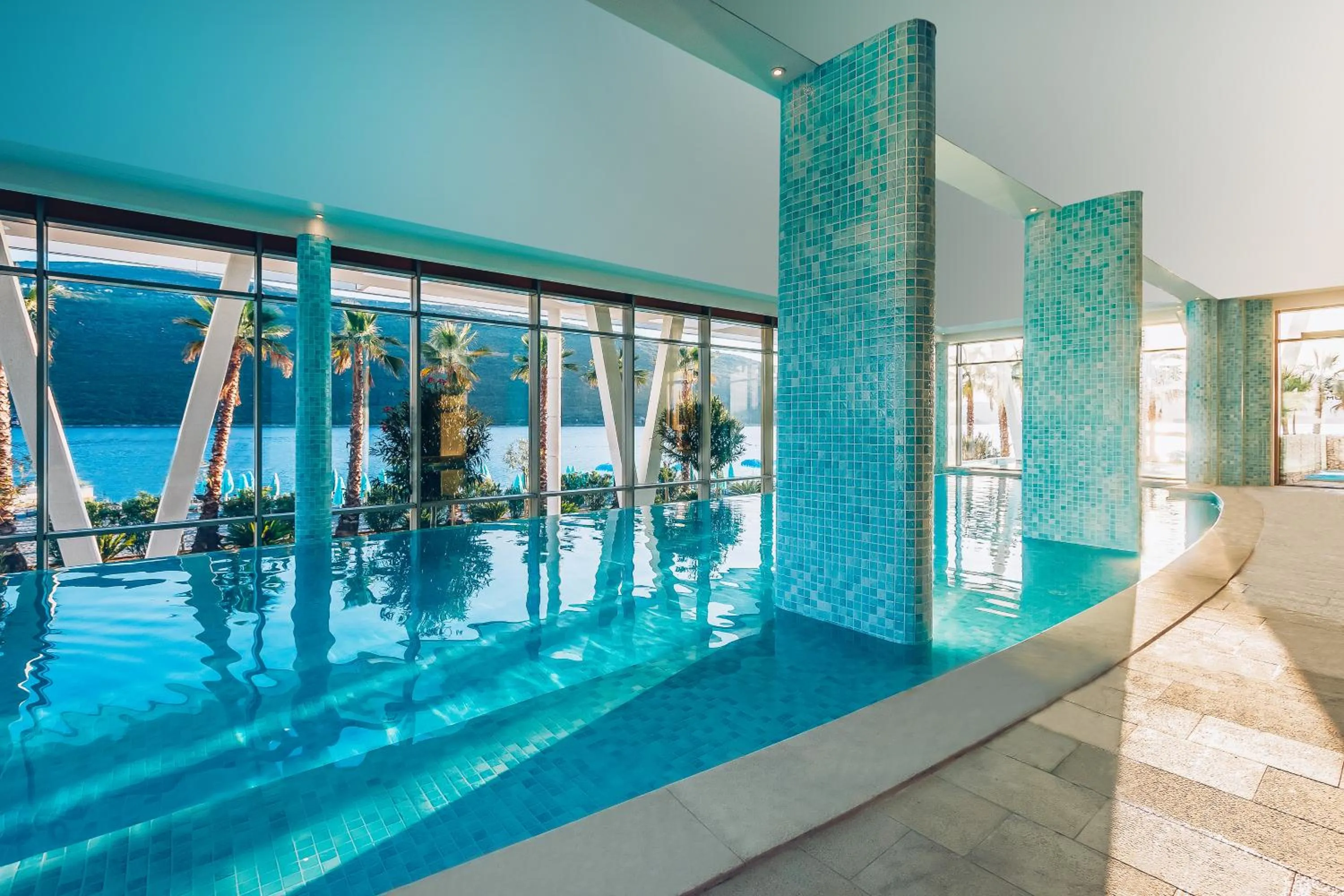 Spa and wellness centre/facilities in Carine Hotel Kumbor Superior