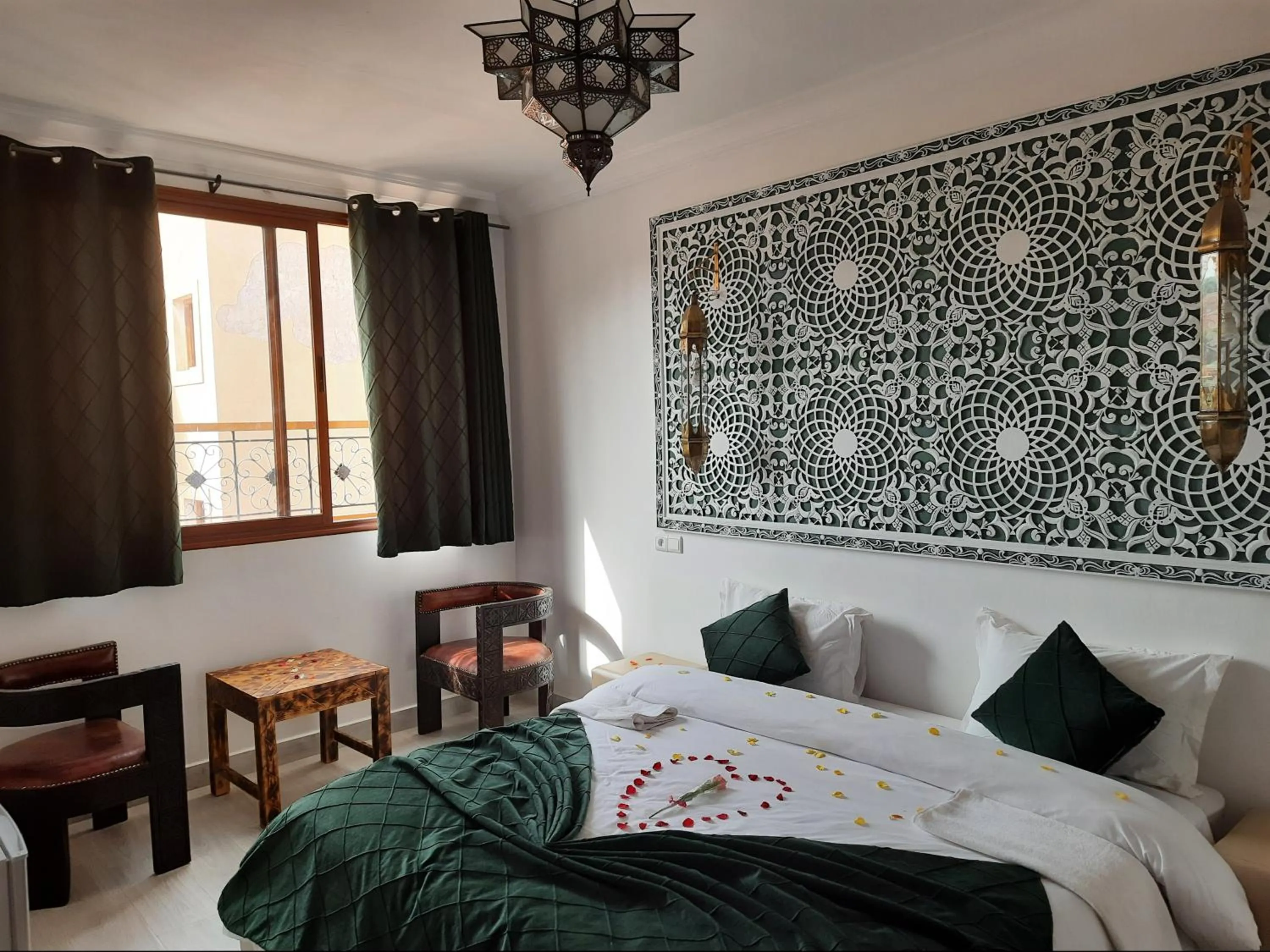 Bedroom, Bed in Hotel Riad Amlal