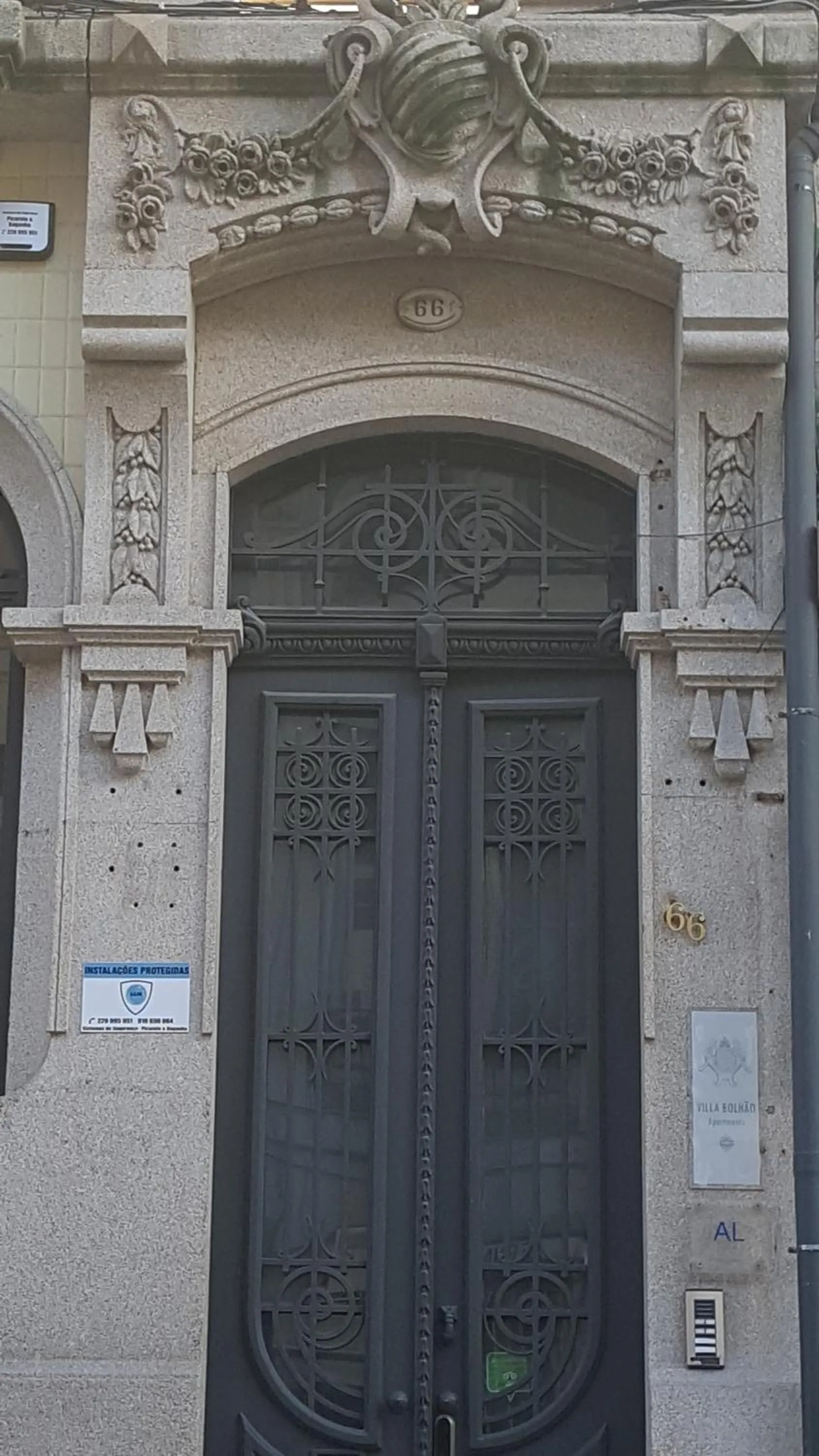 Facade/entrance in Apartamentos Villa Bolhao