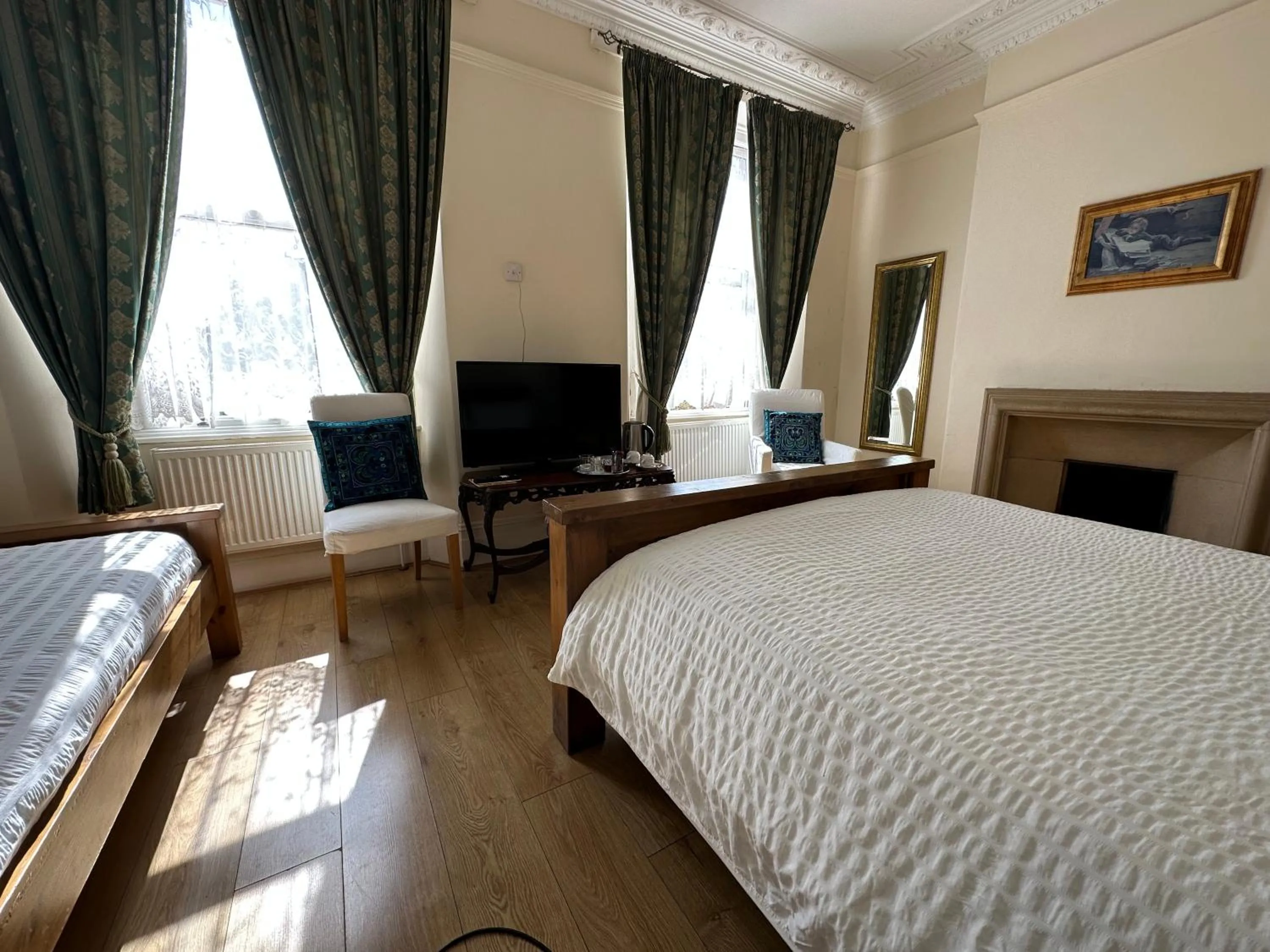 Bed in Manor Lodge Guesthouse