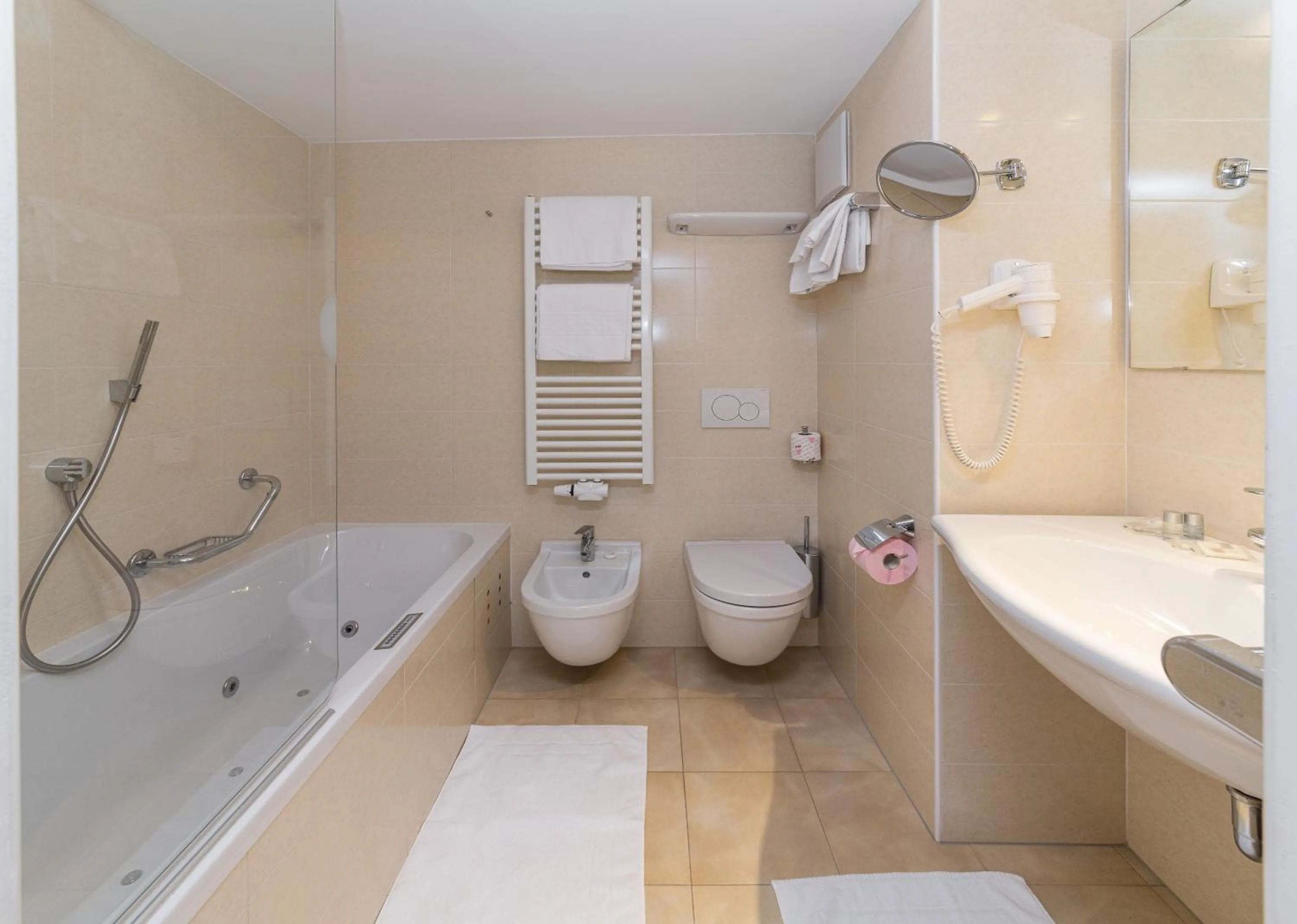 AppartChalet LA RONDULA - 100m from Seceda