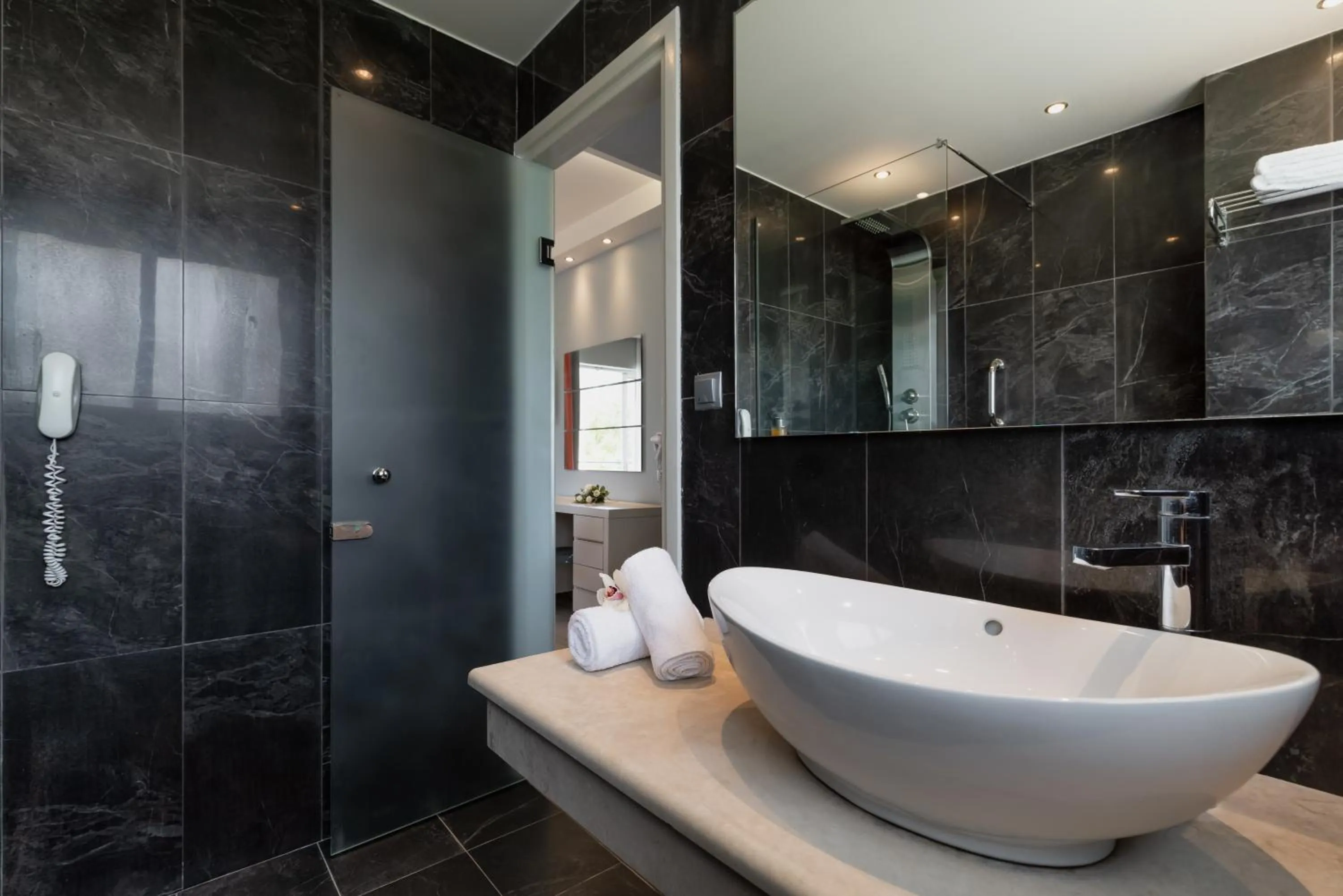 Bathroom in Mareblue Beach