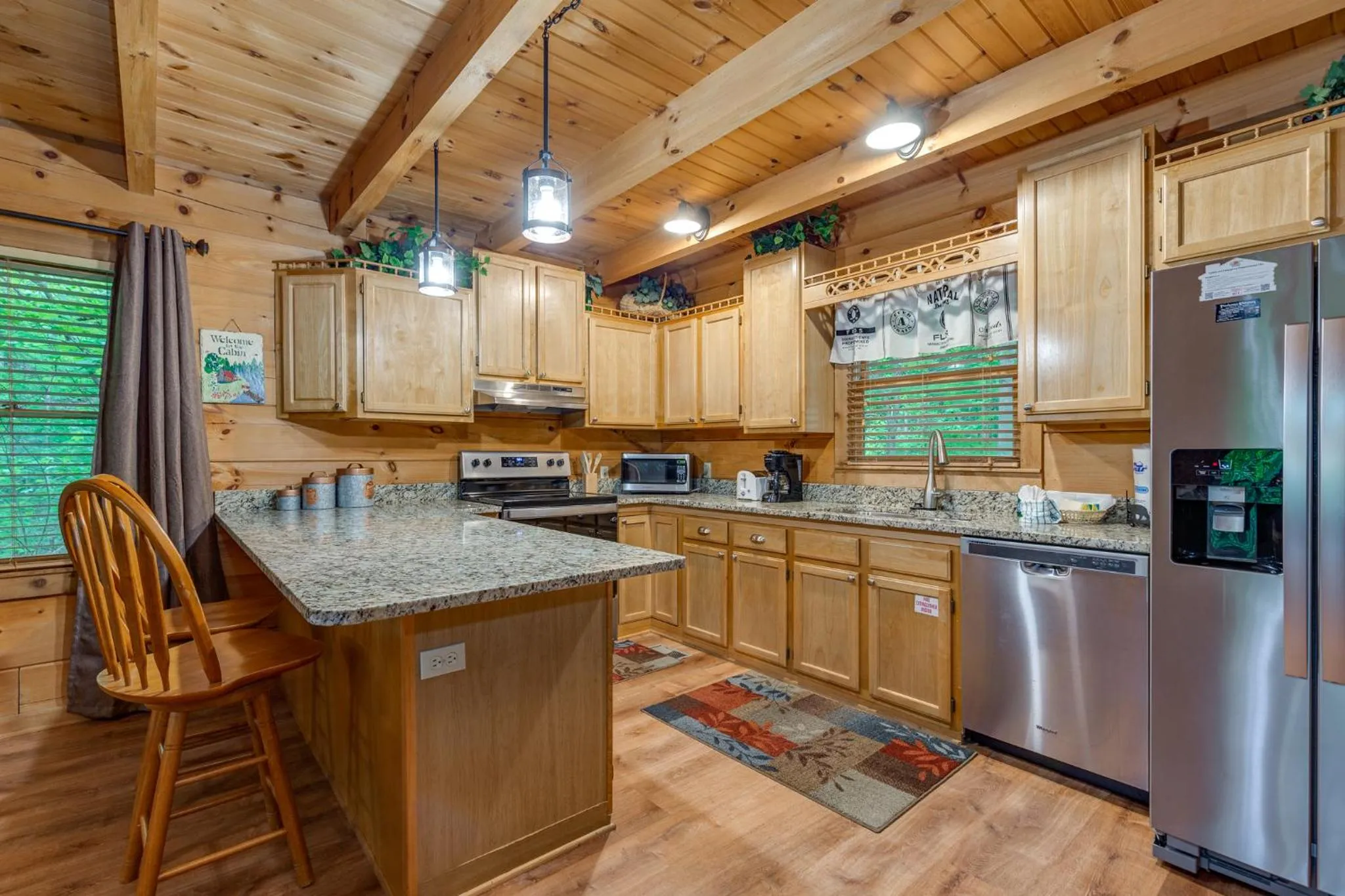 Kitchen or kitchenette in Above Ole Smokys Clouds