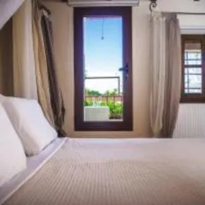 Location, Bed in Petrino