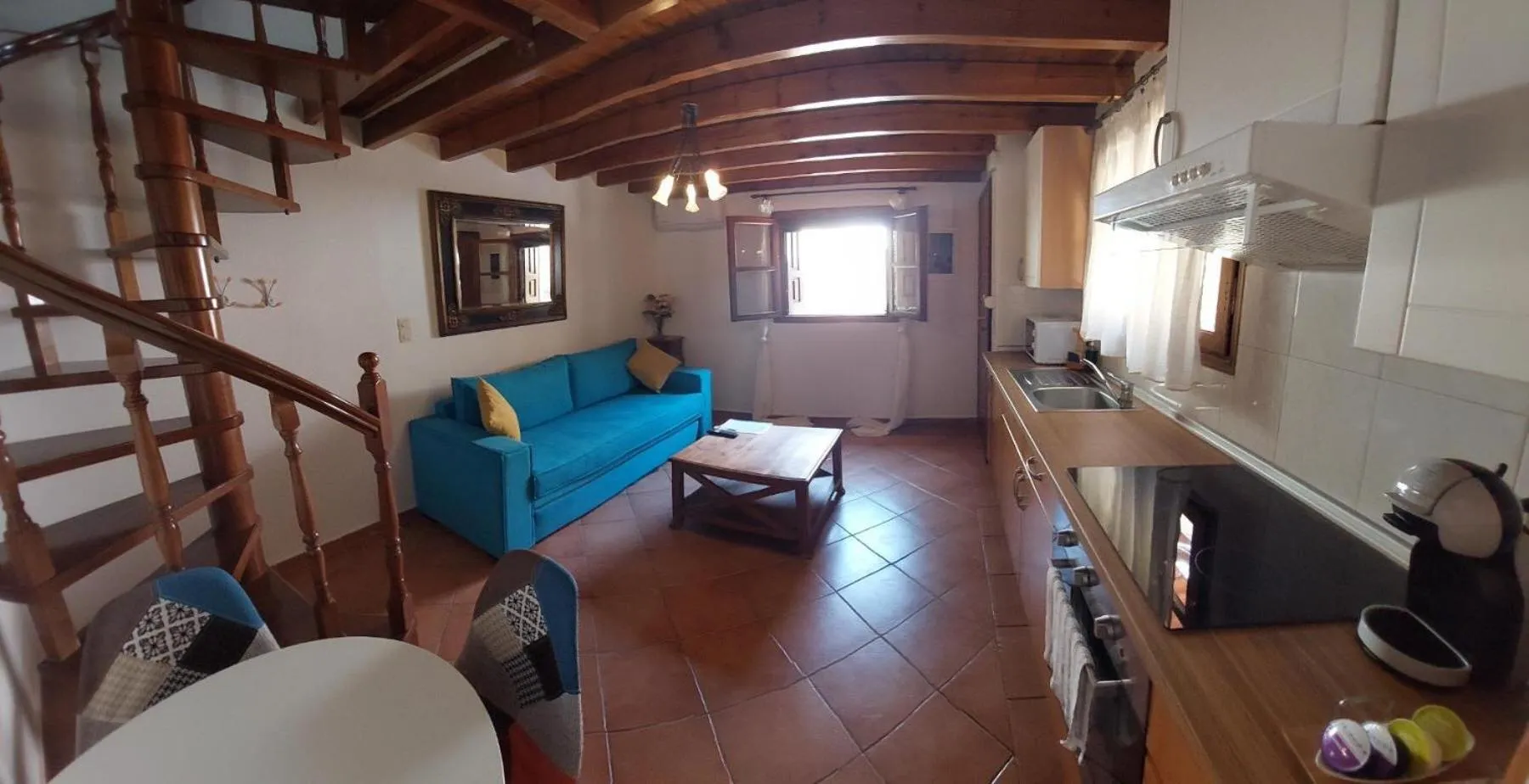 Kitchen or kitchenette in Petrino