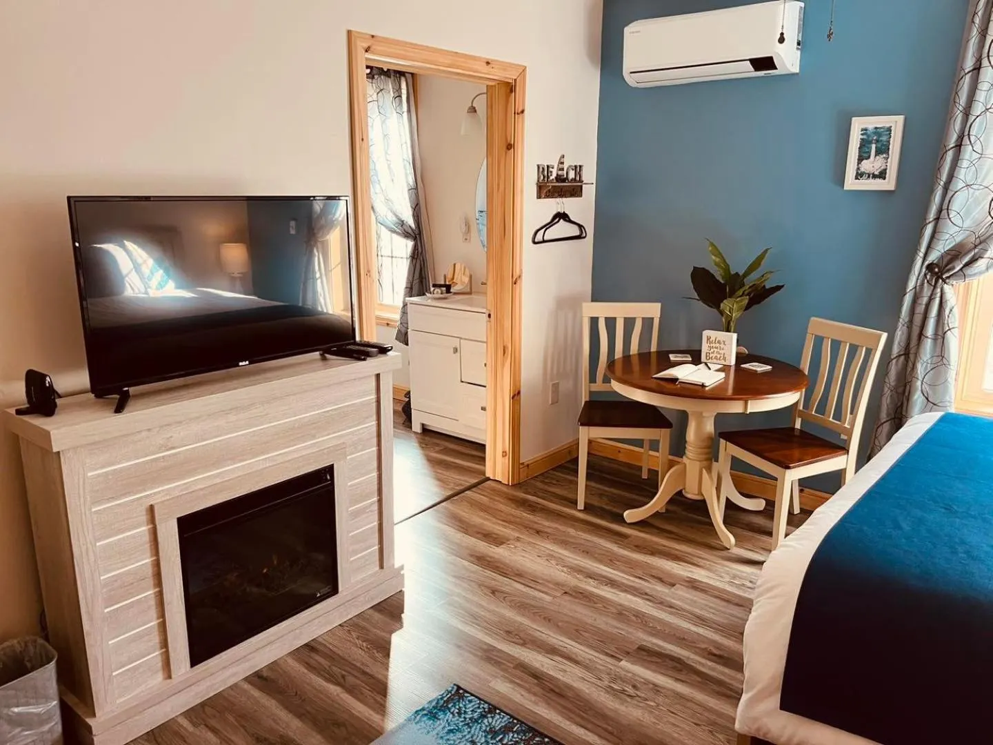 TV and multimedia in Deer Creek Winery at Brooks Estate