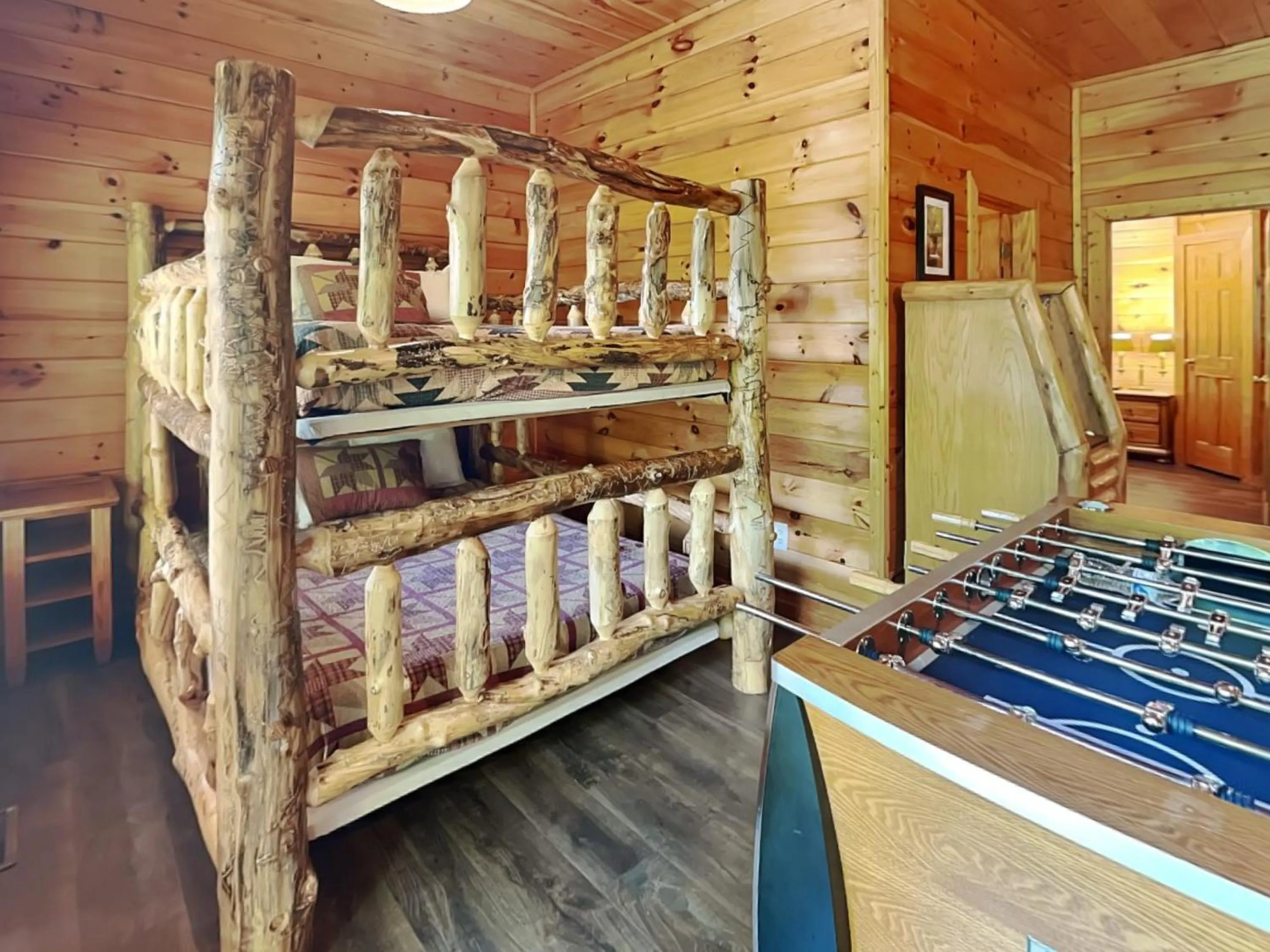 Property building, Bed in Aspens Envy