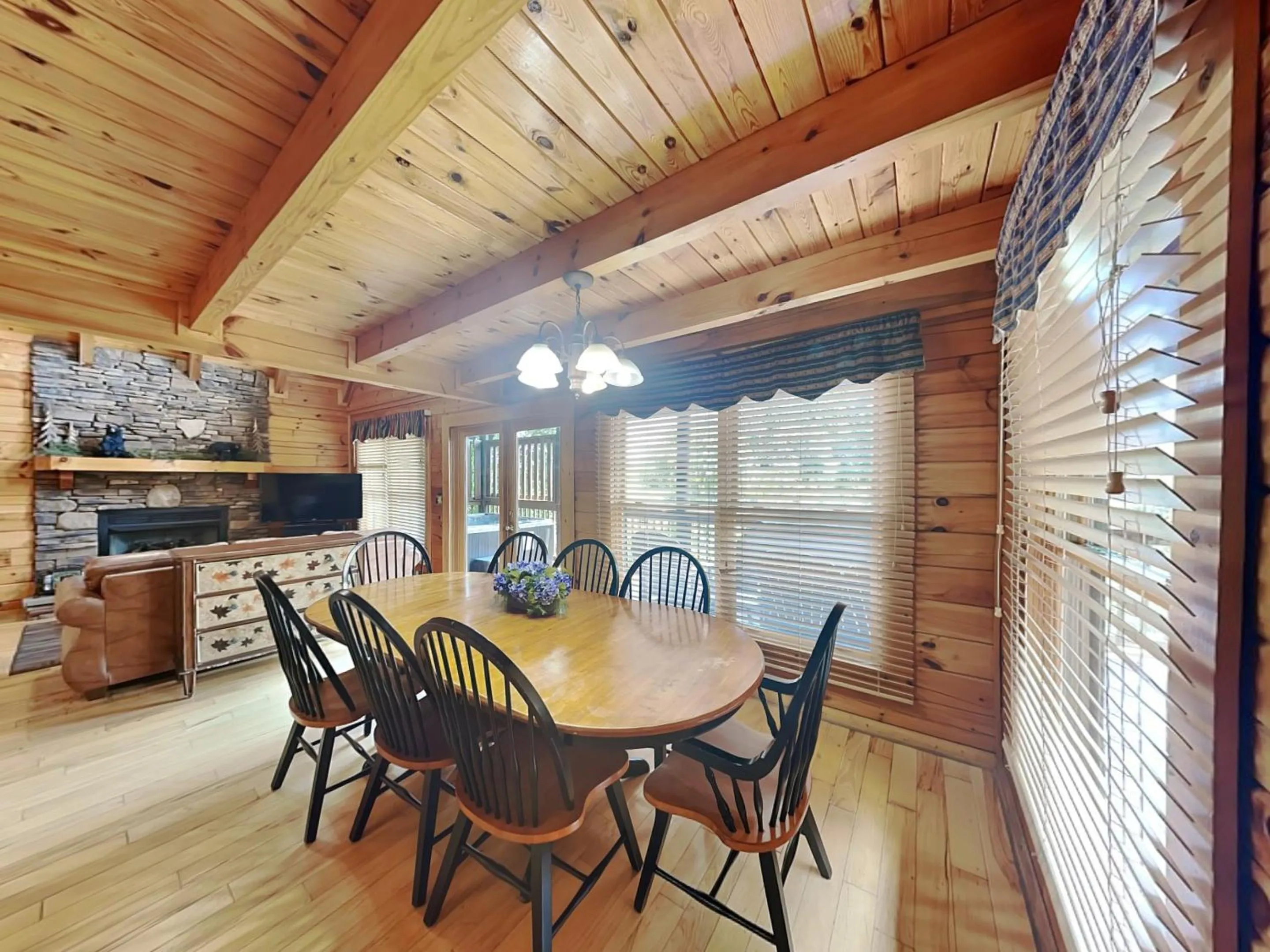 Property building in Aspens Envy