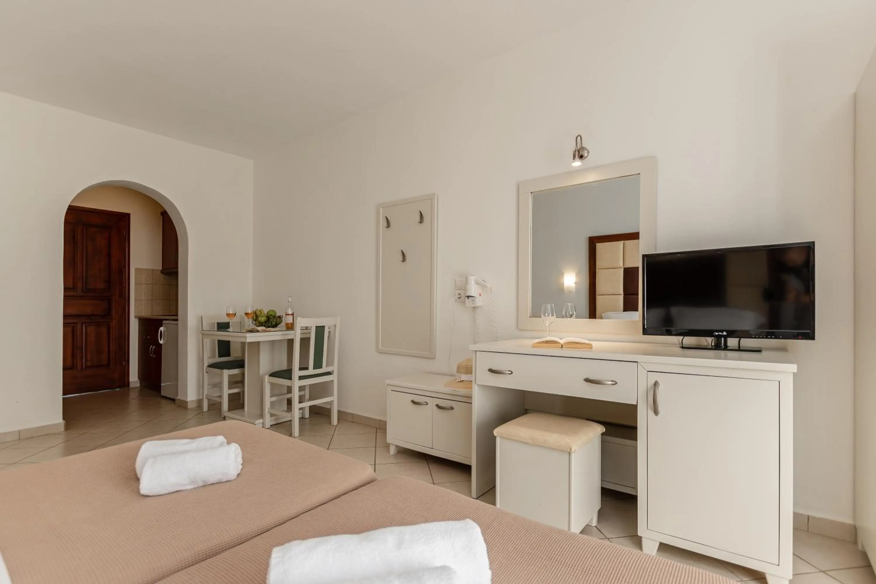 Bed in Plaka Hotel II