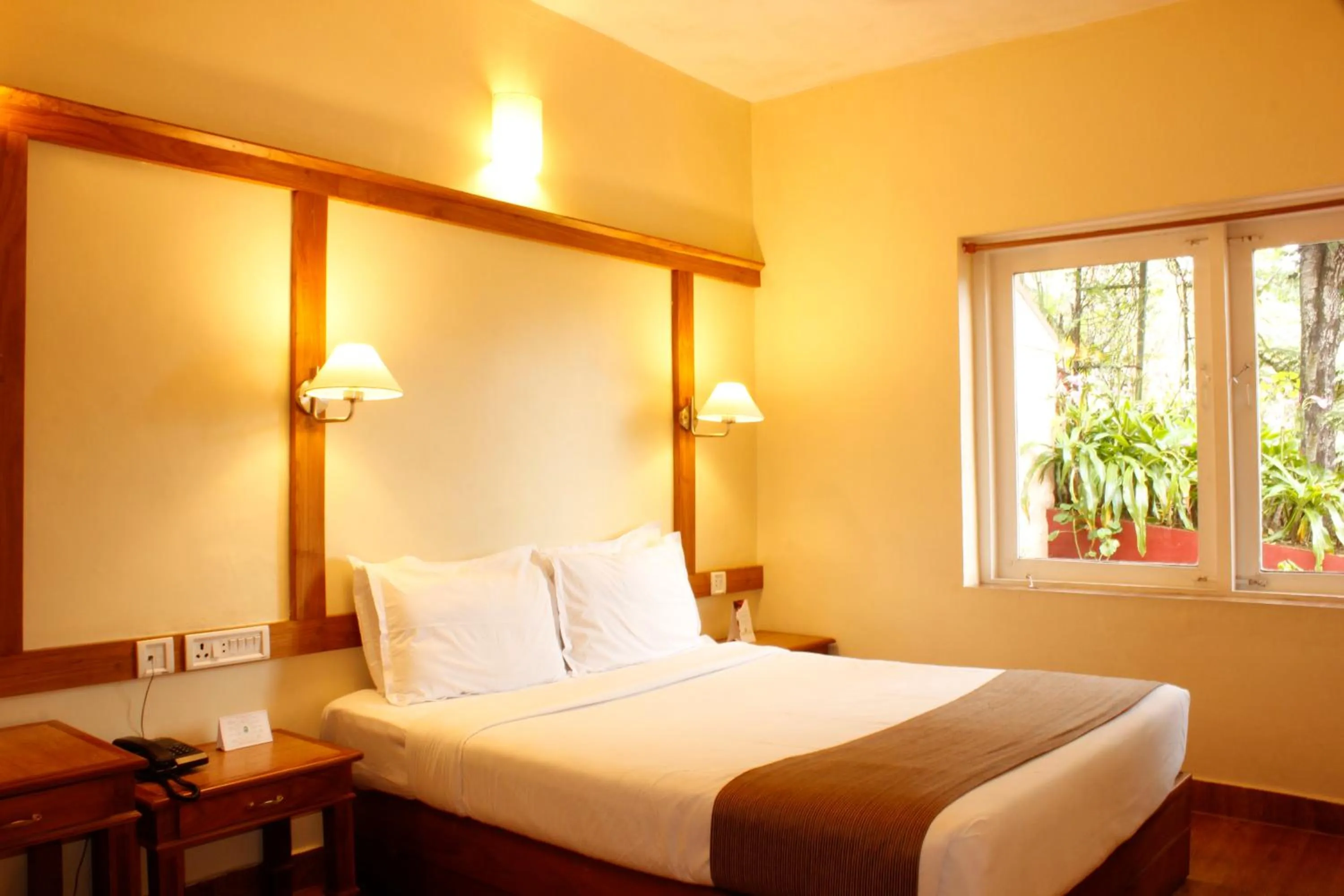 Bed in Kodai Resort Hotel, Kodaikanal