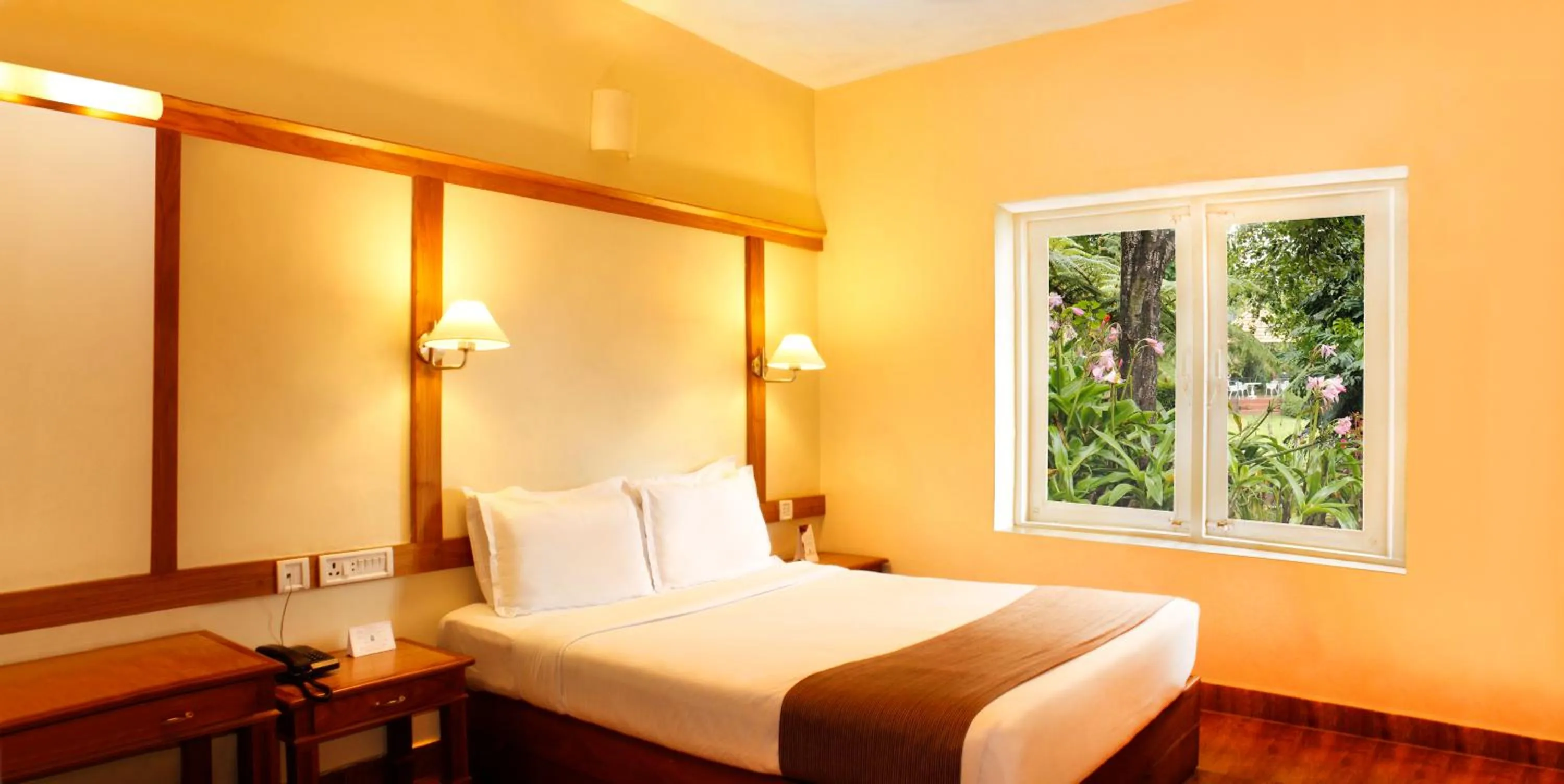 Photo of the whole room, Bed in Kodai Resort Hotel, Kodaikanal