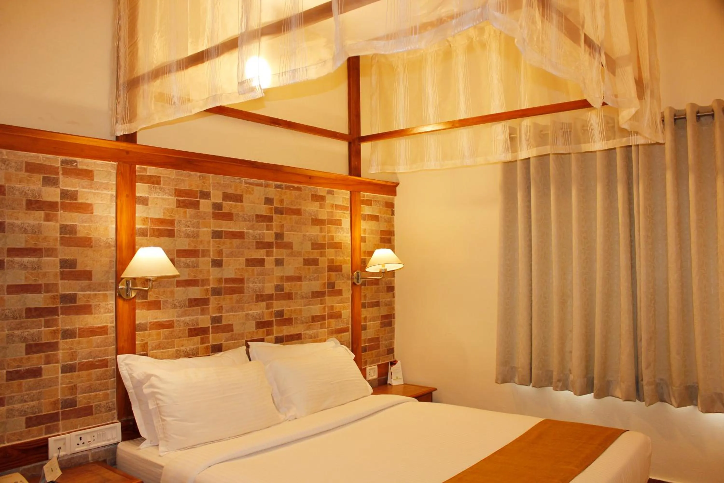 Bed in Kodai Resort Hotel, Kodaikanal