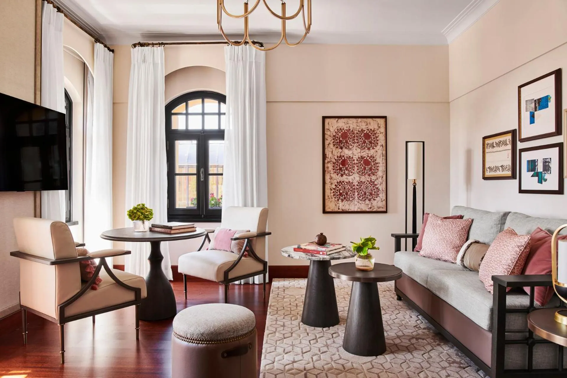 Living room in Four Seasons Hotel Istanbul at Sultanahmet