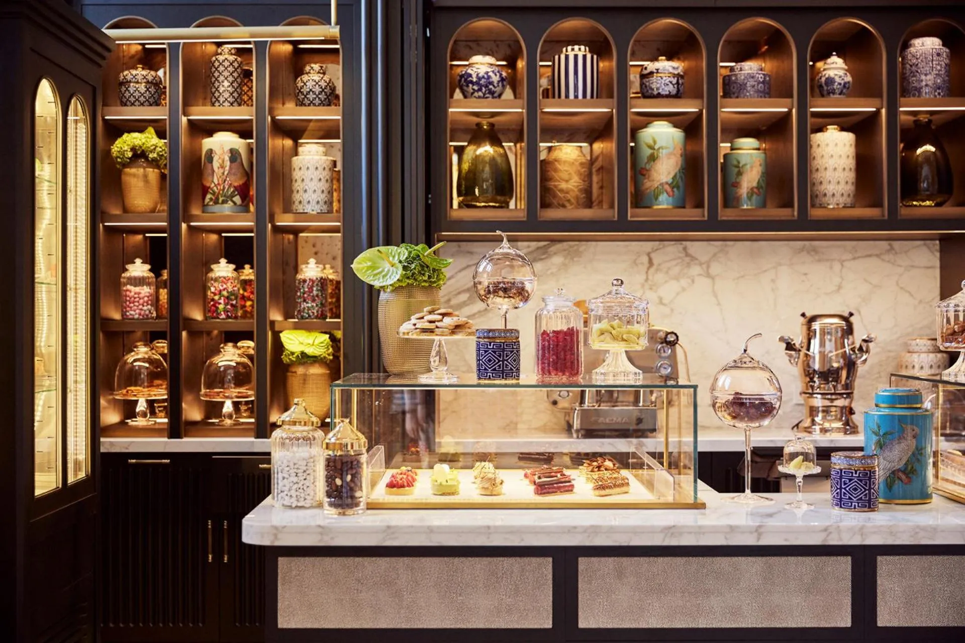 Coffee/tea facilities in Four Seasons Hotel Istanbul at Sultanahmet